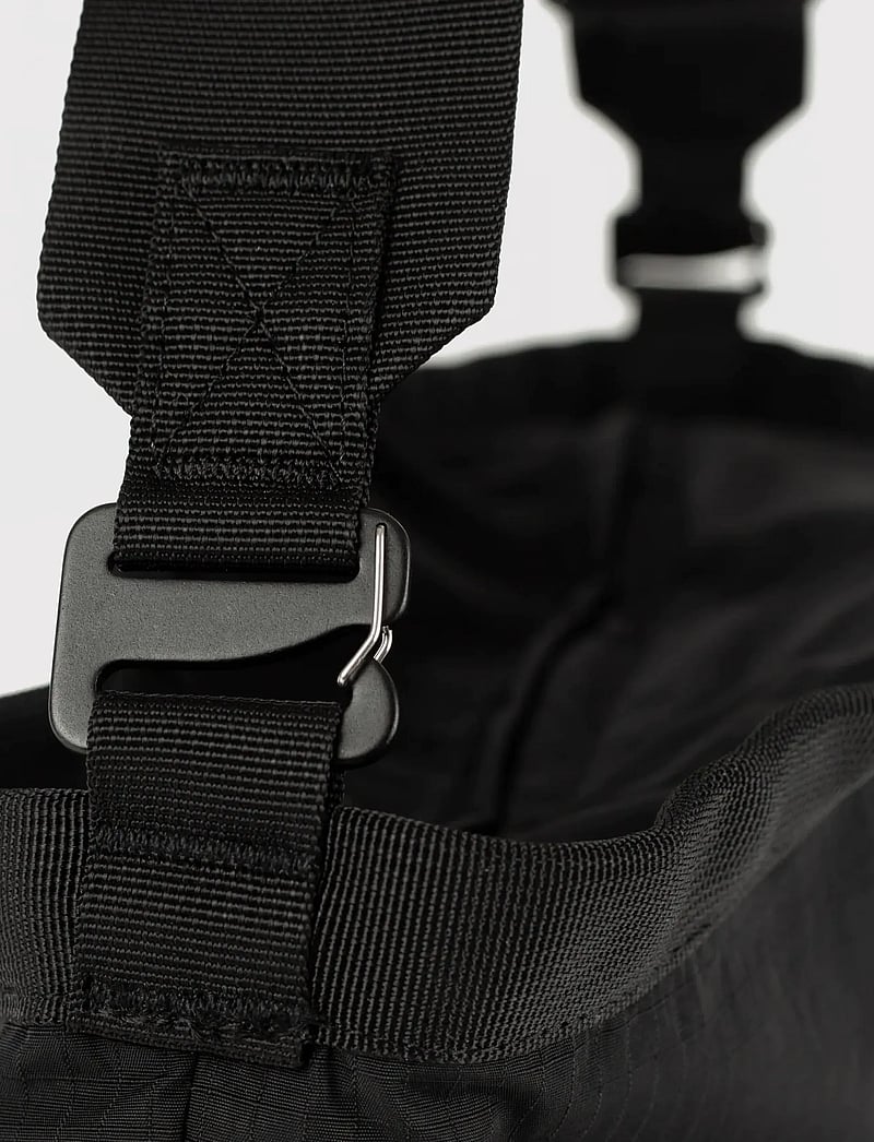 SANDQVIST - GRID Crossbody Bag - black - 4