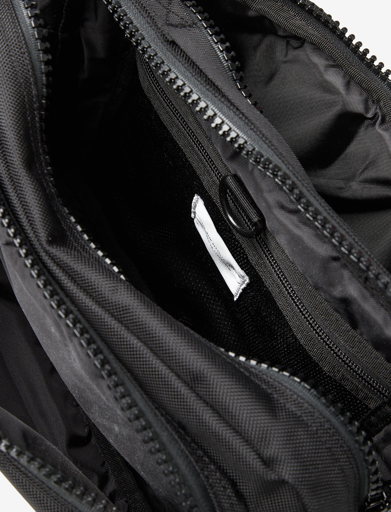 SANDQVIST - EVEN - black - 3