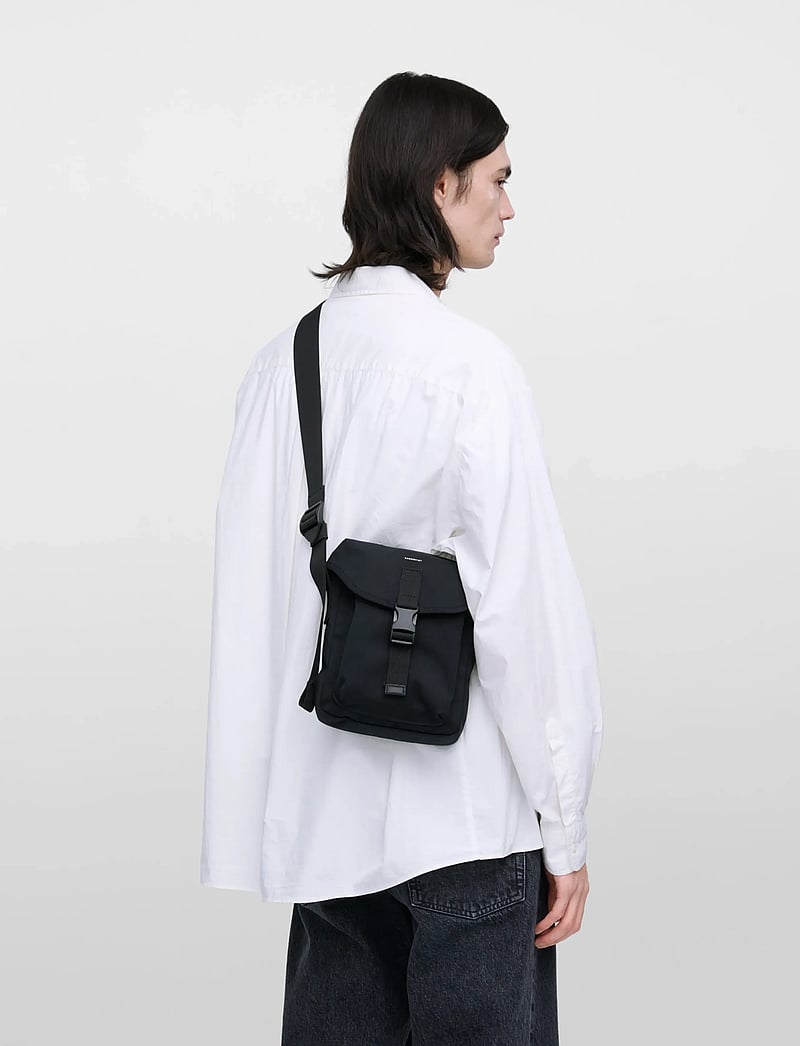 SANDQVIST - EVERYDAY CROSSBODY BAG - vardagsstil - black - 5