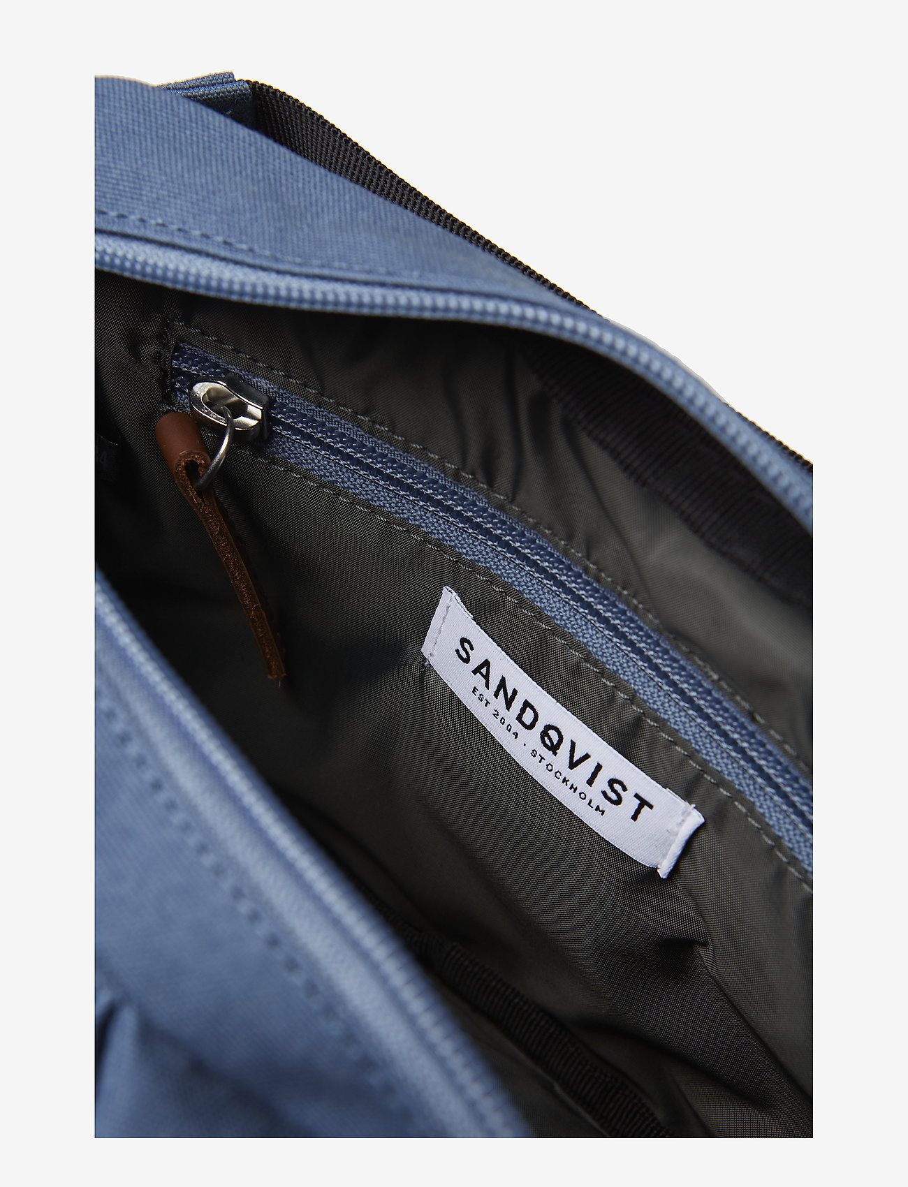 SANDQVIST - PAUL - dusty blue - 4