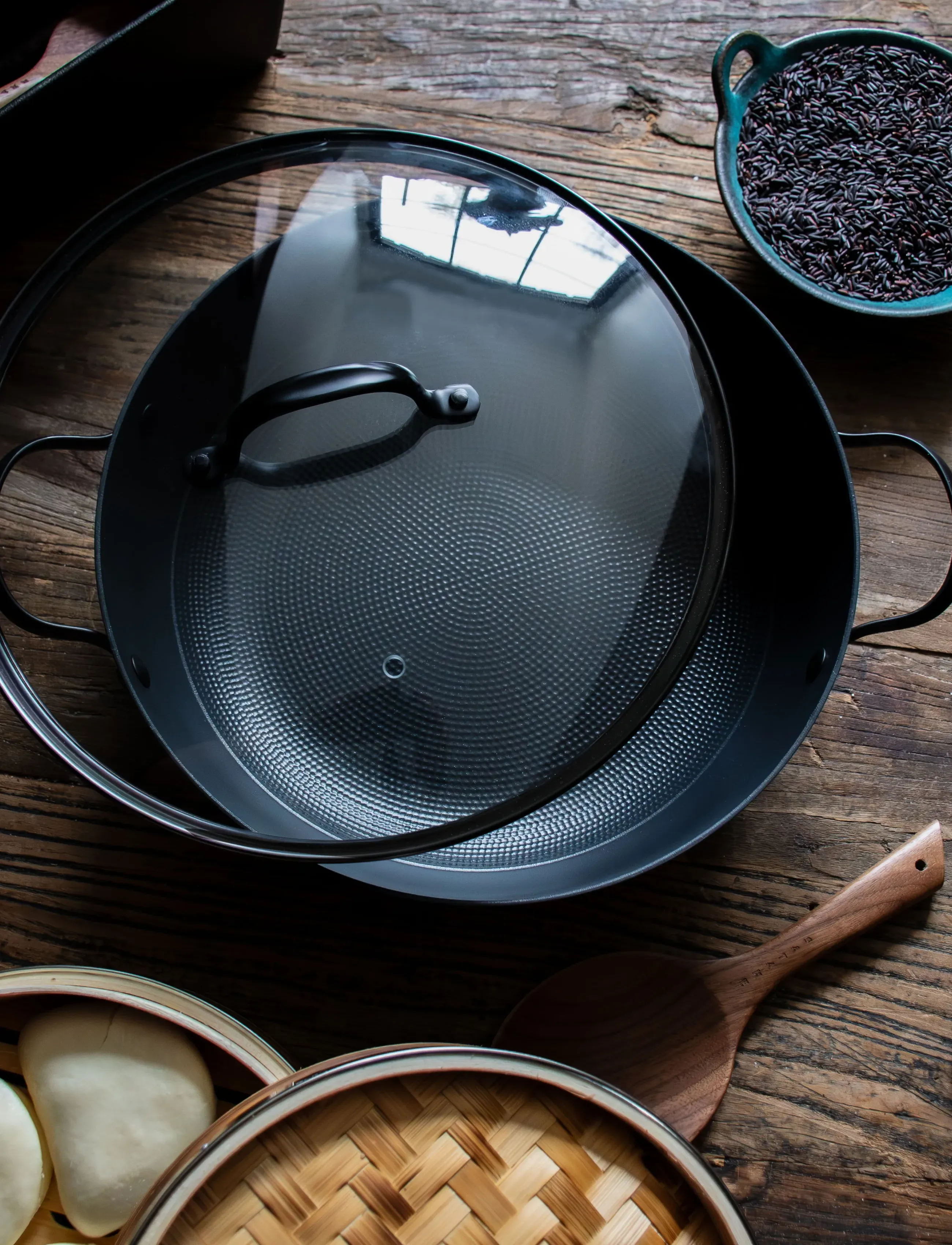 Satake - 30 cm tractor pan in lightweight cast iron Honeycomb ceramic coating - black - 4