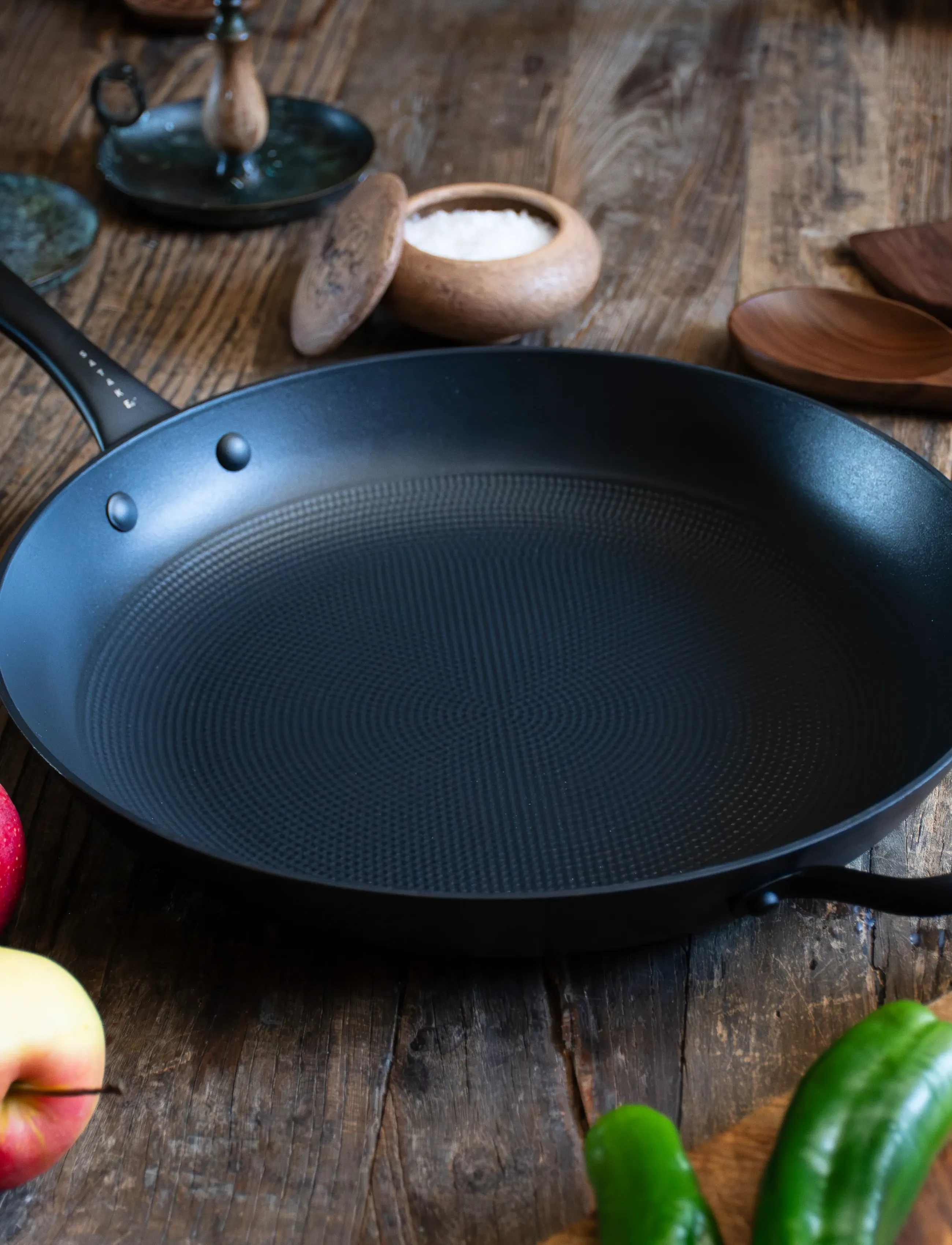 Satake 32 Cm Frying Pan In Lightweight Cast Iron Honeycomb Ceramic Coating, 58X 32.5X 9.5, Pots & Pans, Schwarz - Homeware