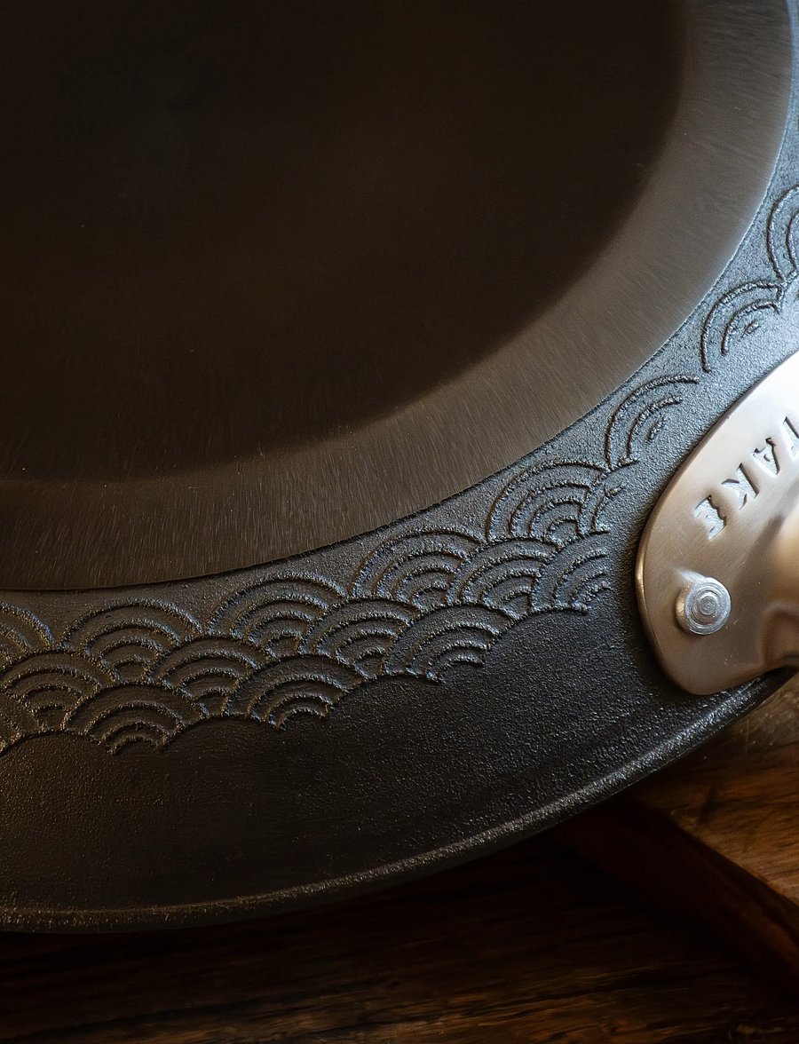 Satake - Cast Iron Nitriding frying pan with helping handle - bratpfannen - black - 3