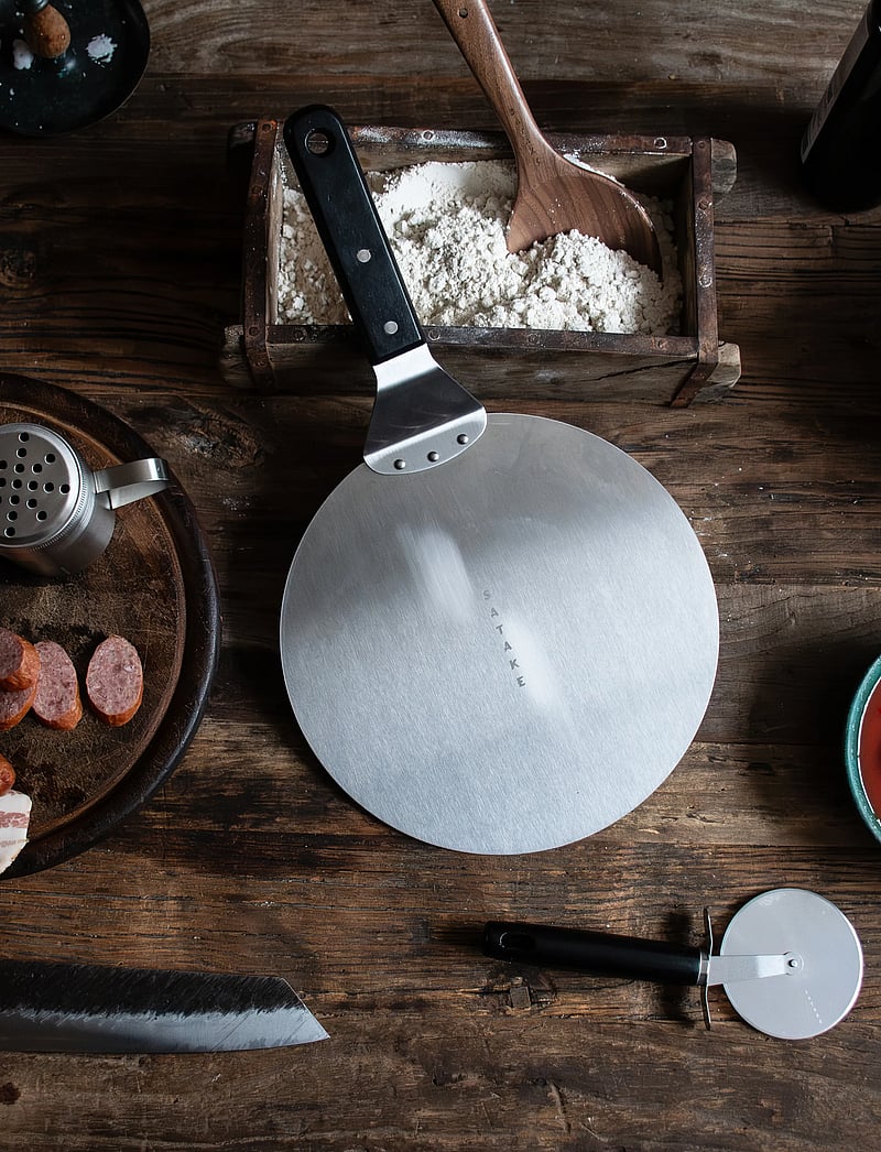 Satake - Pizza Set, Stainless steel, black handle - pitsatarbed - brown/silver - 2