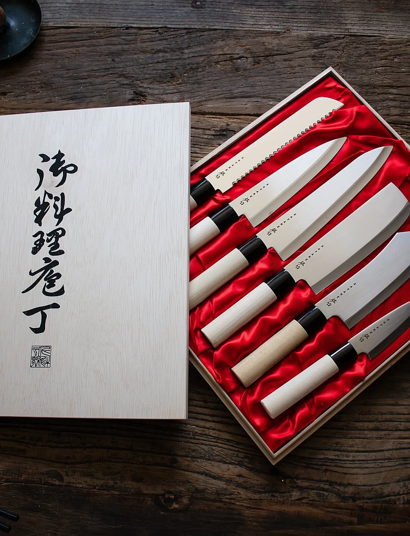 Satake - Knife set in balsa box. Six knives in balsa box. (SVK001, SVK002, SVK003, SVK006, SVK009 and SVK011) - noakomplektid - grey - 5