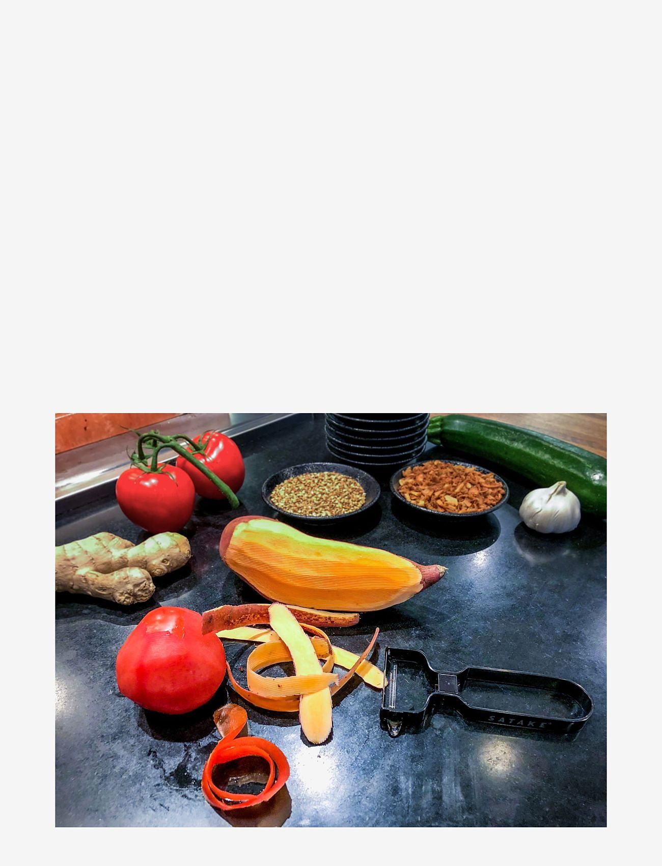 Satake - Satake Peeler - laveste priser - black - 1