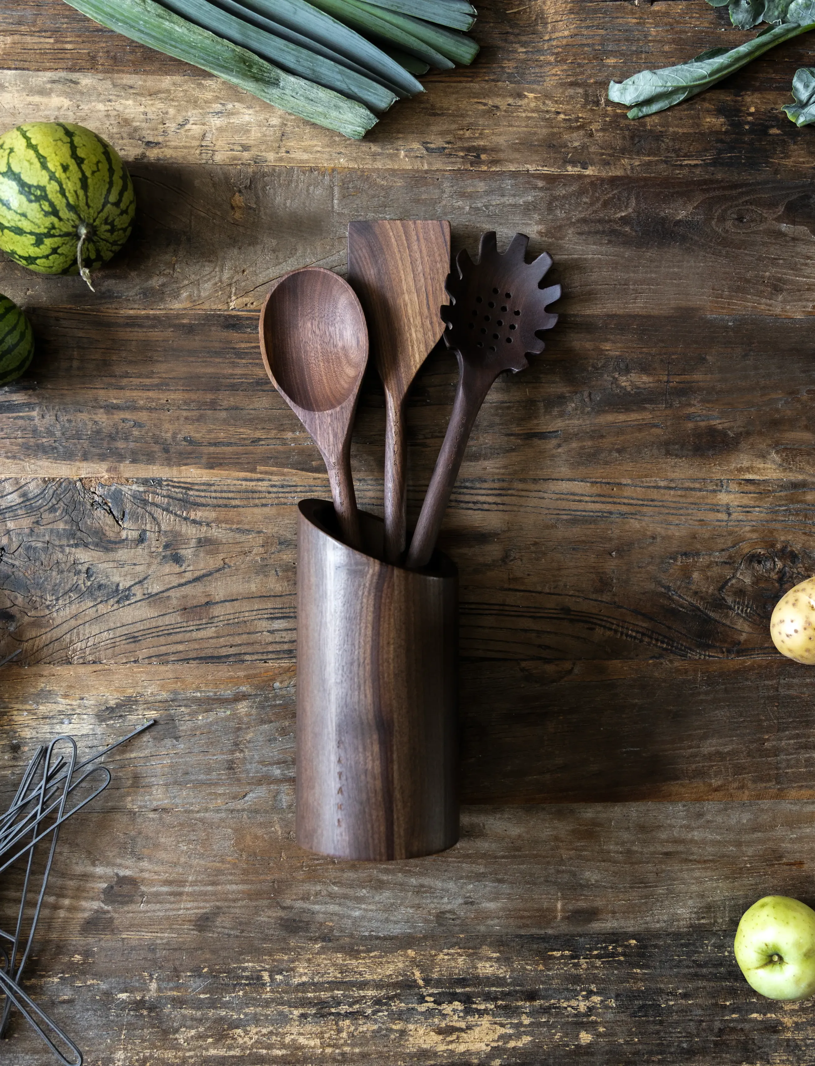 Satake - Utensils 3 pcs & Utensil rack Walnut - suppeskeer & skeer - brown - 0