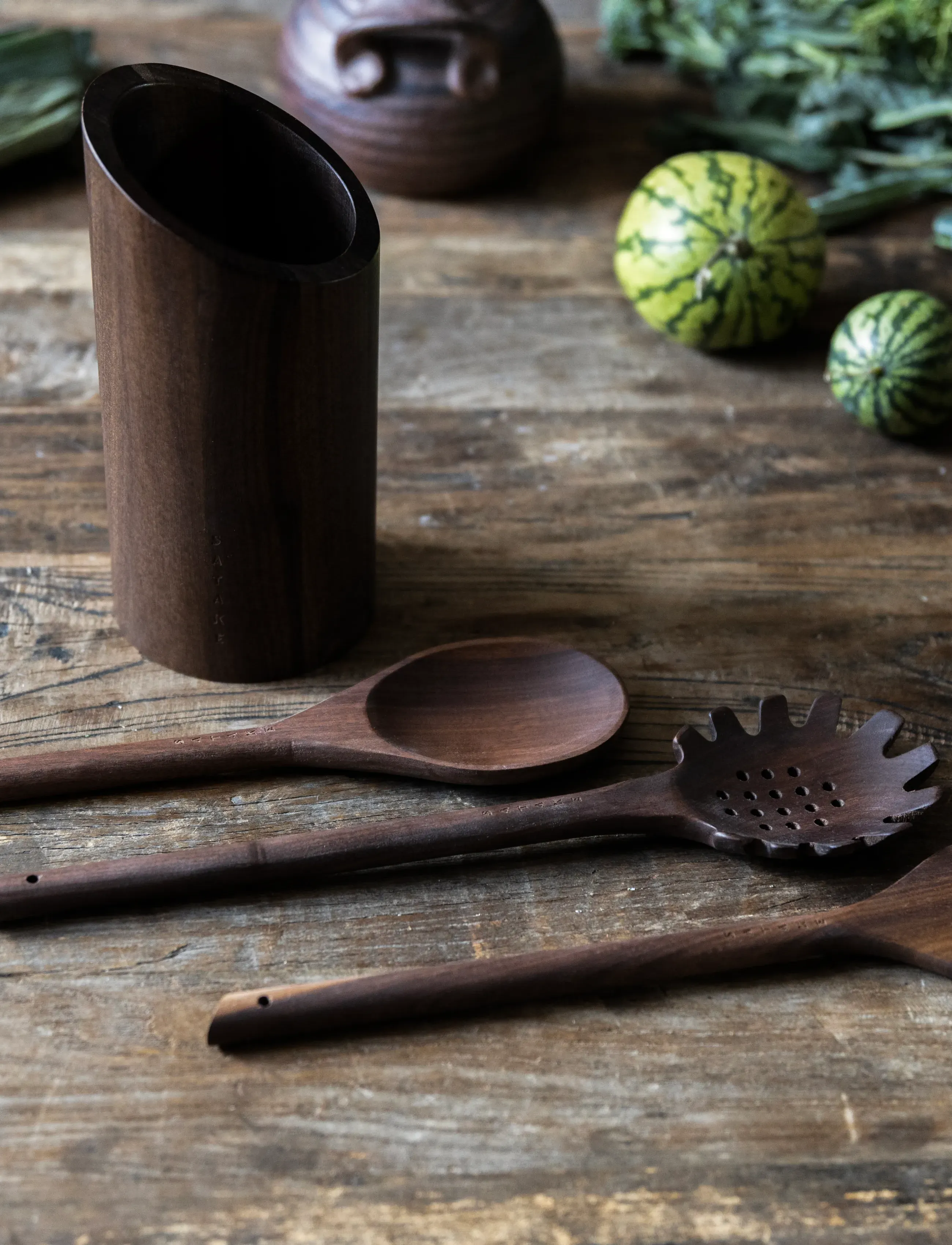 Satake - Utensils 3 pcs & Utensil rack Walnut - suppeskeer & skeer - brown - 2