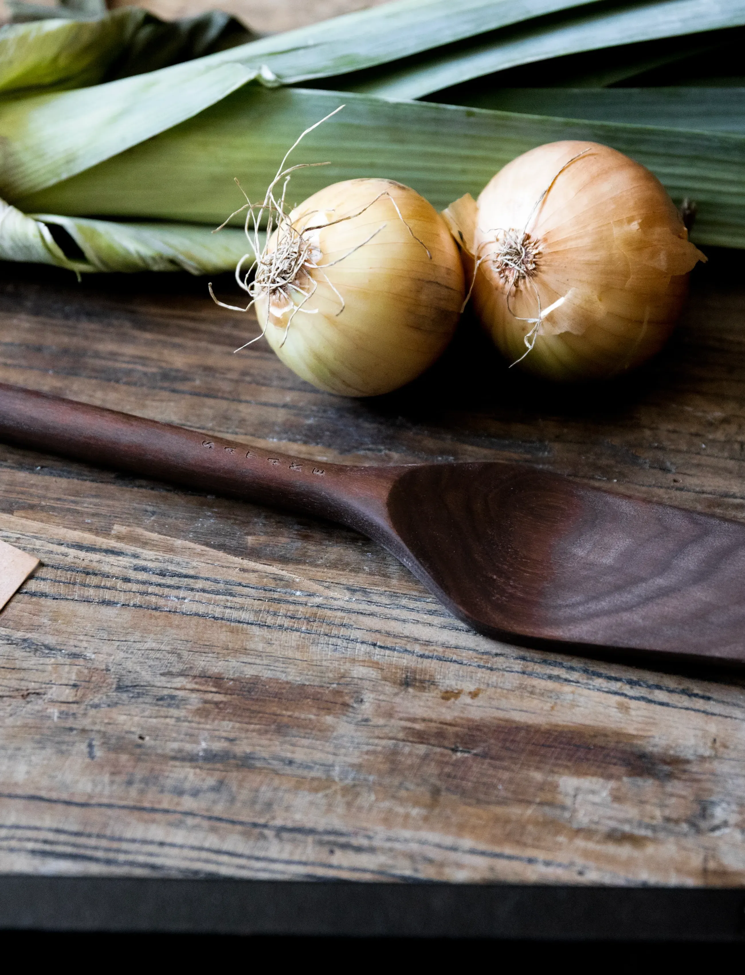 Satake Spatula Walnut, 33.5X 5.5X 1.8, Kitchen Tools, Braun - Spatulas, Homeware