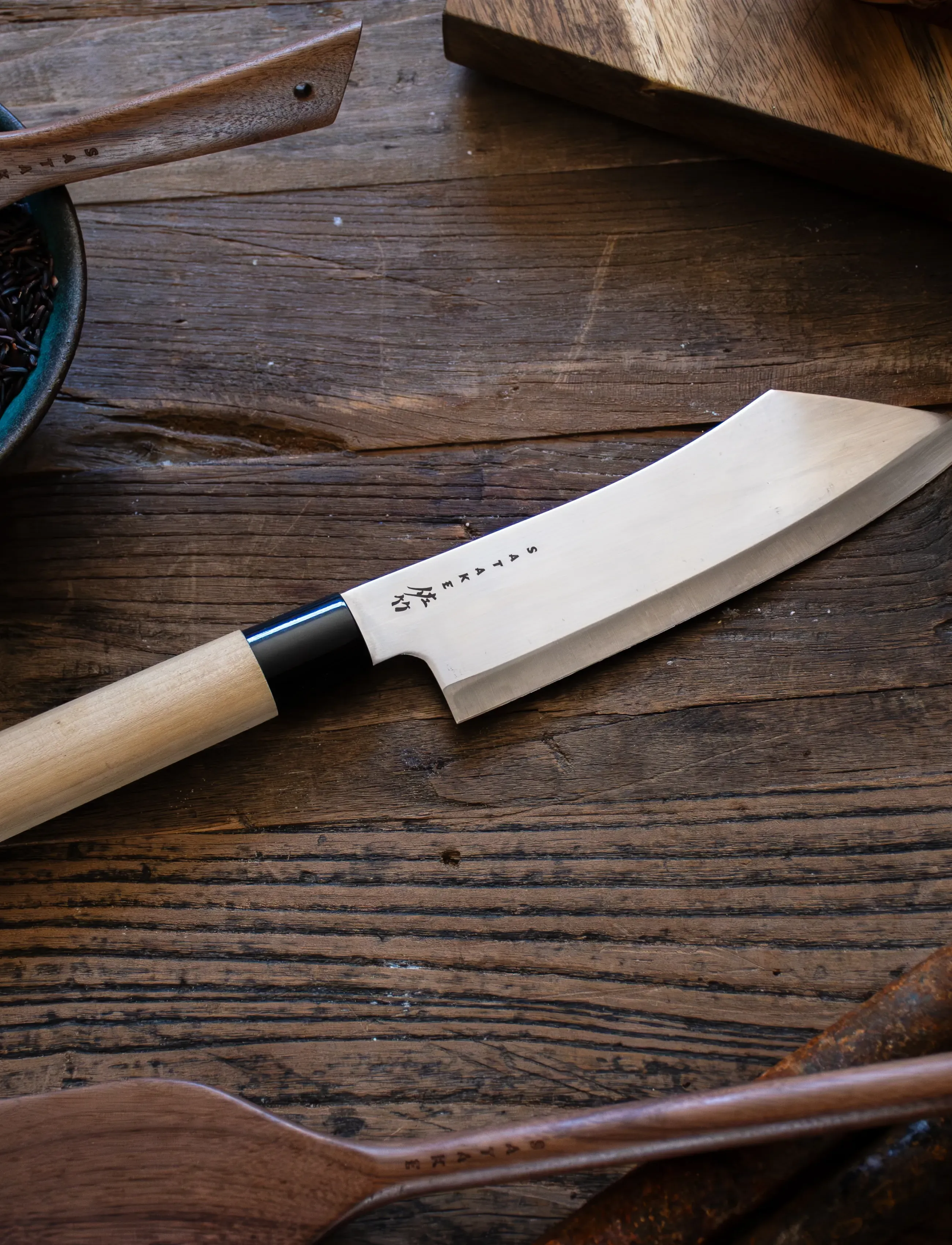 Satake - Hakata, 17 cm, magnolia handle - Šefo peiliai - grey - 2