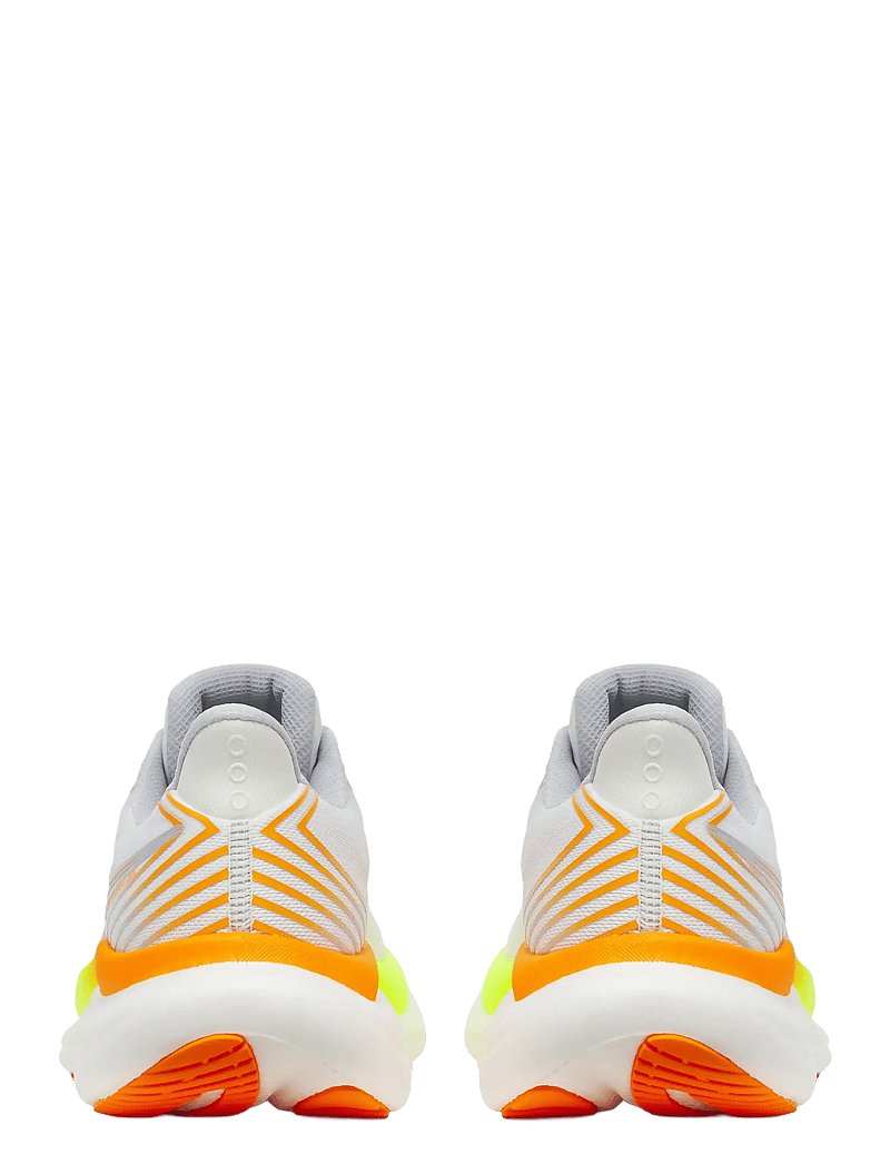 Saucony - TRIUMPH 23 - löparskor - white/citron - 3