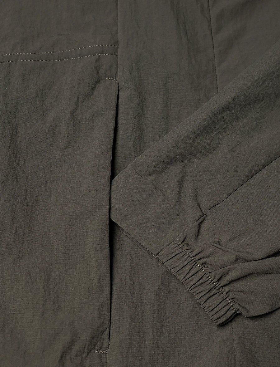 Scandinavian Edition - MOTION - kevadjoped - dk. olive - 3