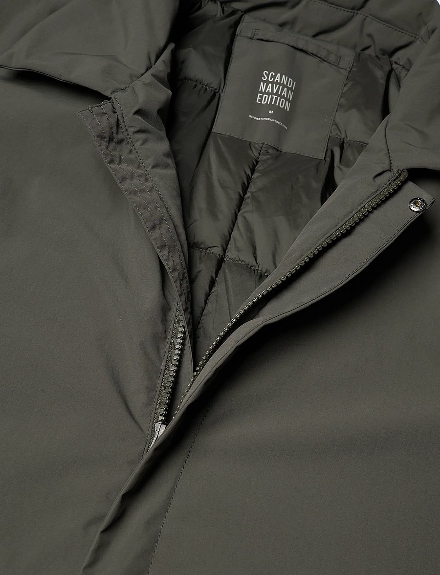 Scandinavian Edition - Central - parkad - dark olive - 2