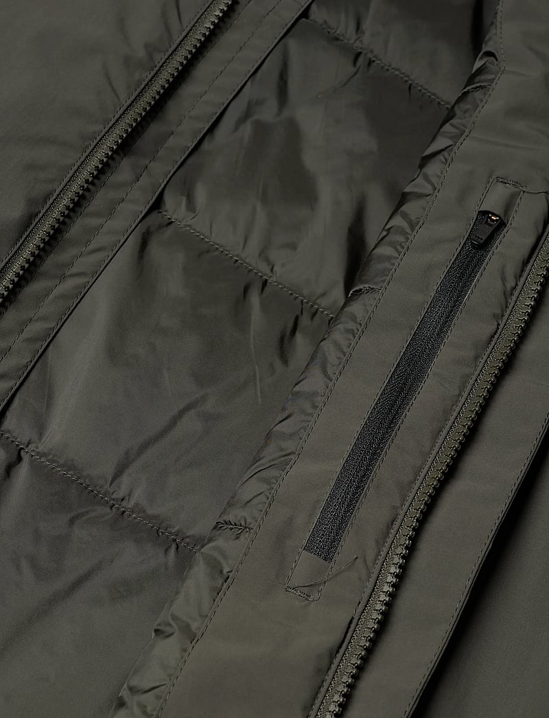 Scandinavian Edition - Central - parkad - dark olive - 5