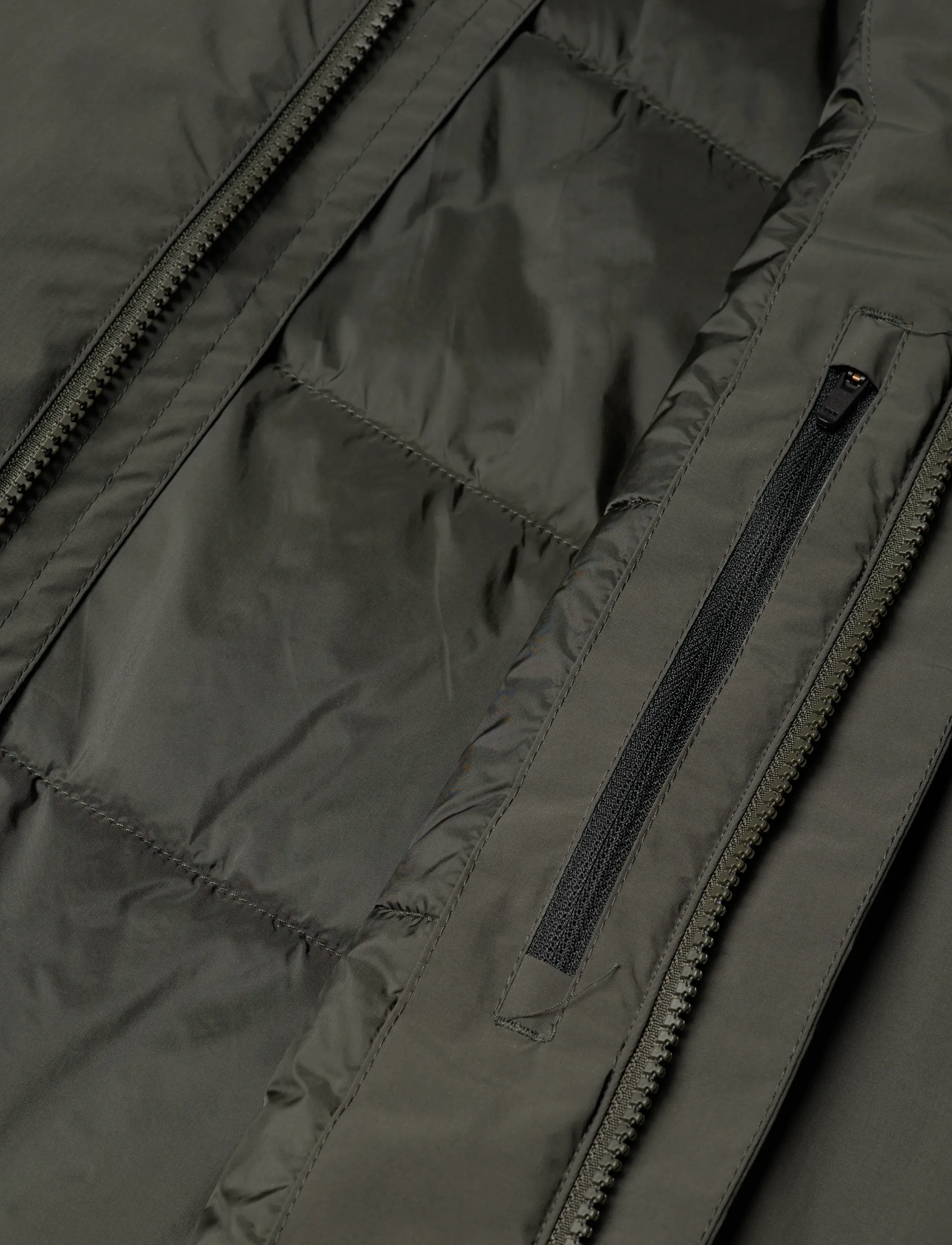 Scandinavian Edition - Central - parkad - dark olive - 5