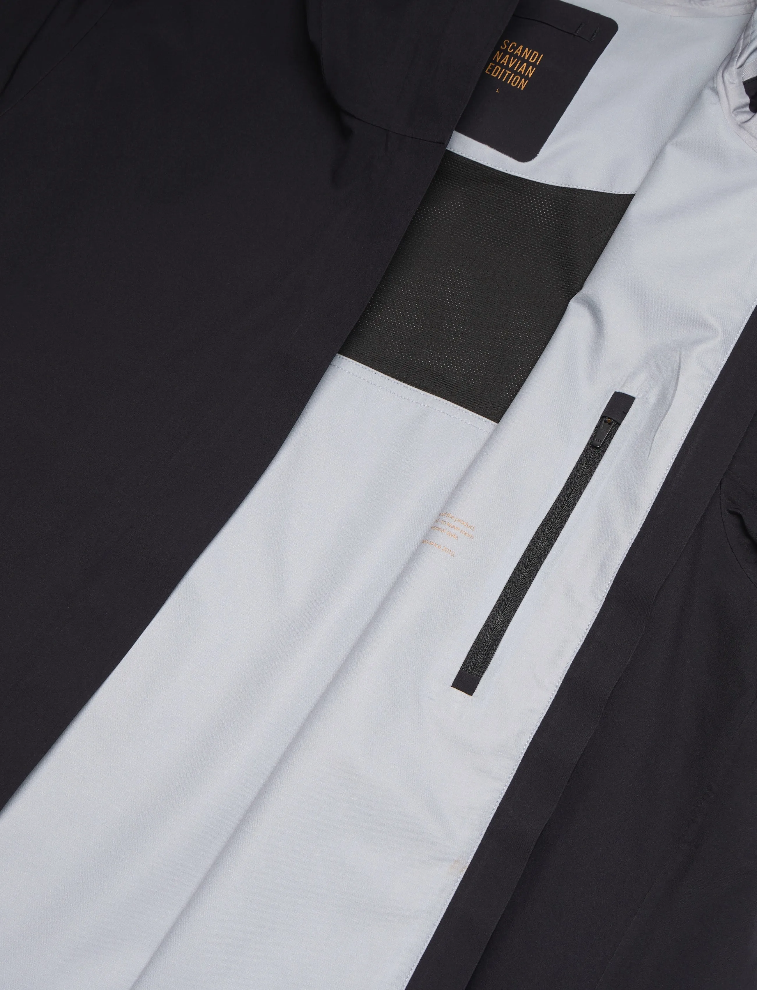 Scandinavian Edition - FLAIR - onyx - 4