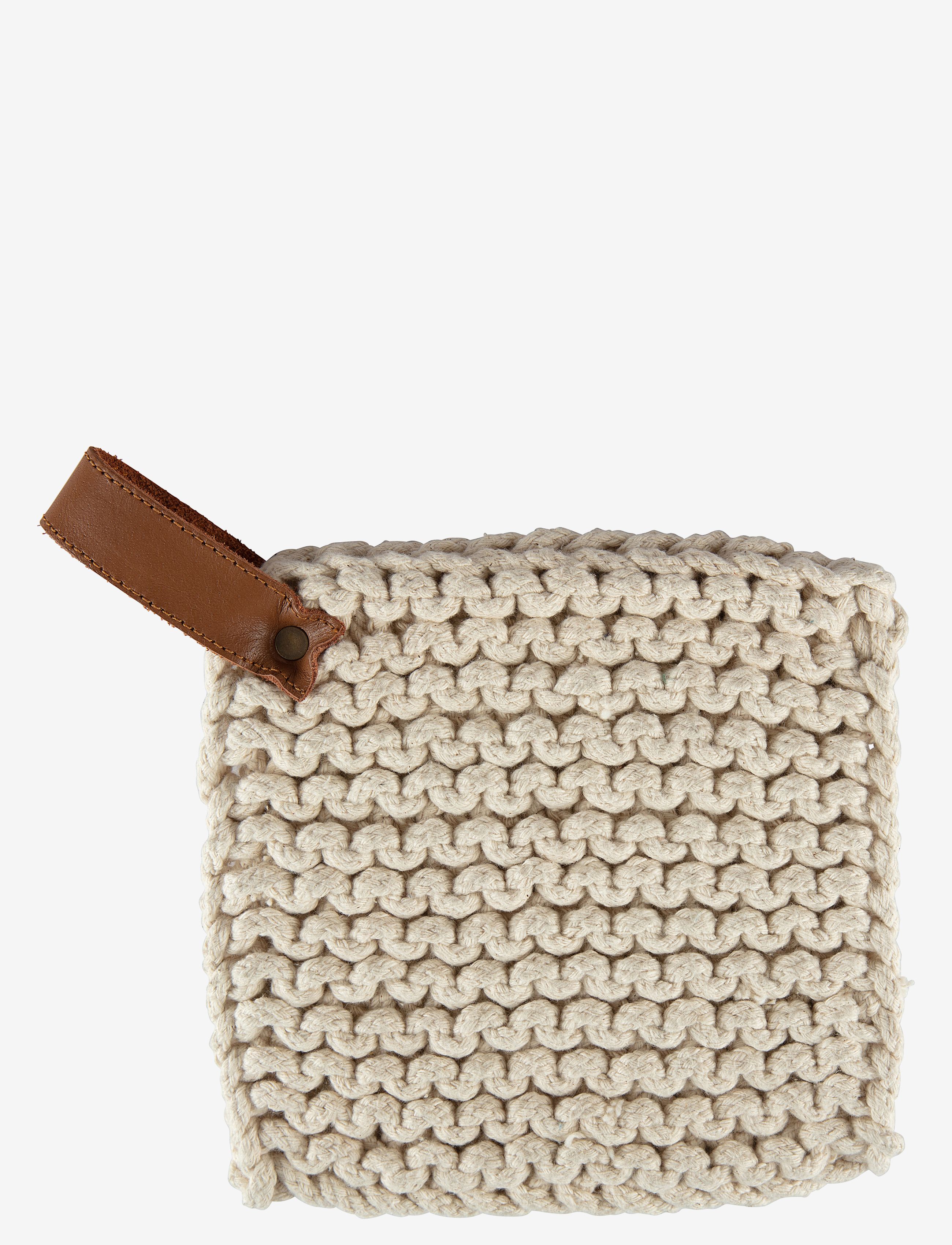 Scandinavian Home Pot Holder, 20X20 cm, Pots & Pans, Beige - Coasters, Homeware