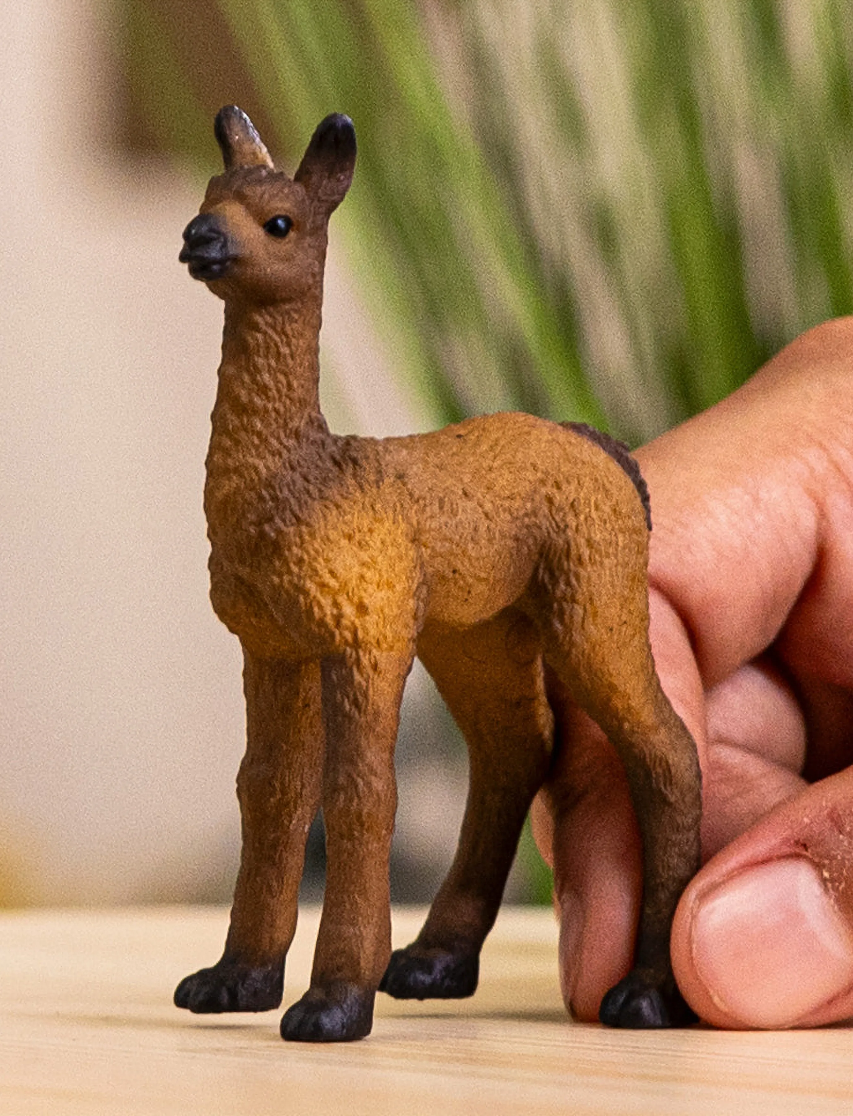 Schleich Schleich Llama Foal, One Size, Brown, Legesæt & Actionfigurer > Dyr, Børn
