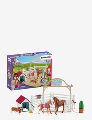 Schleich Hannahs guest horses with Dog - MULTI