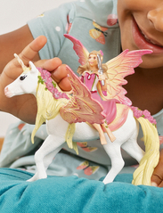 Schleich - Schleich Fairy Feya with Pegasus unicorn - laveste priser - multi - 1