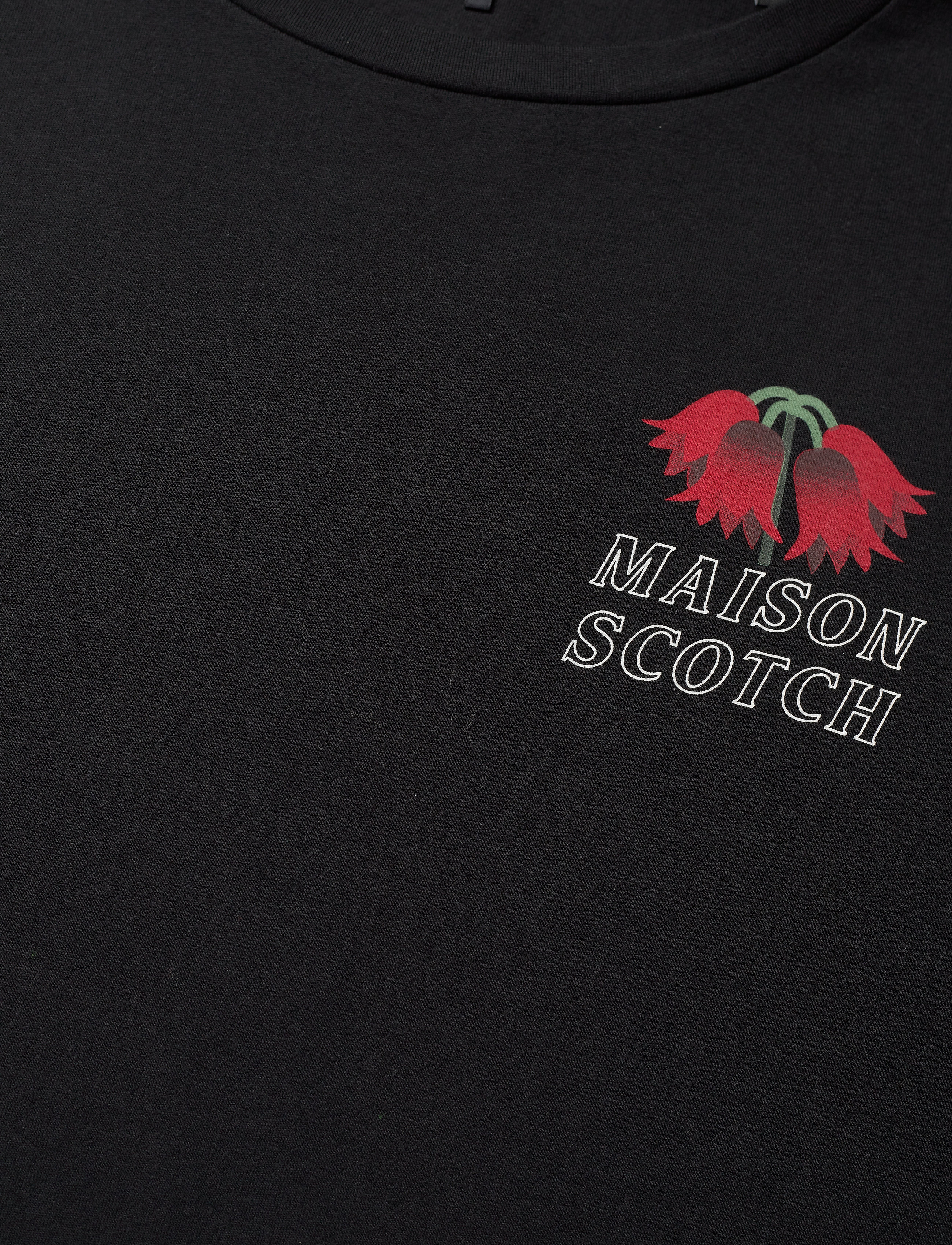 Scotch & Soda - Relaxed fit tee in organic cotton quality with artworks - black - 5