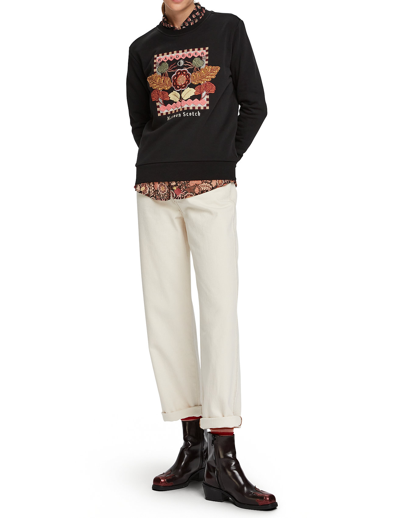 Scotch & Soda - Crewneck sweat with embroidered artwork - black - 3