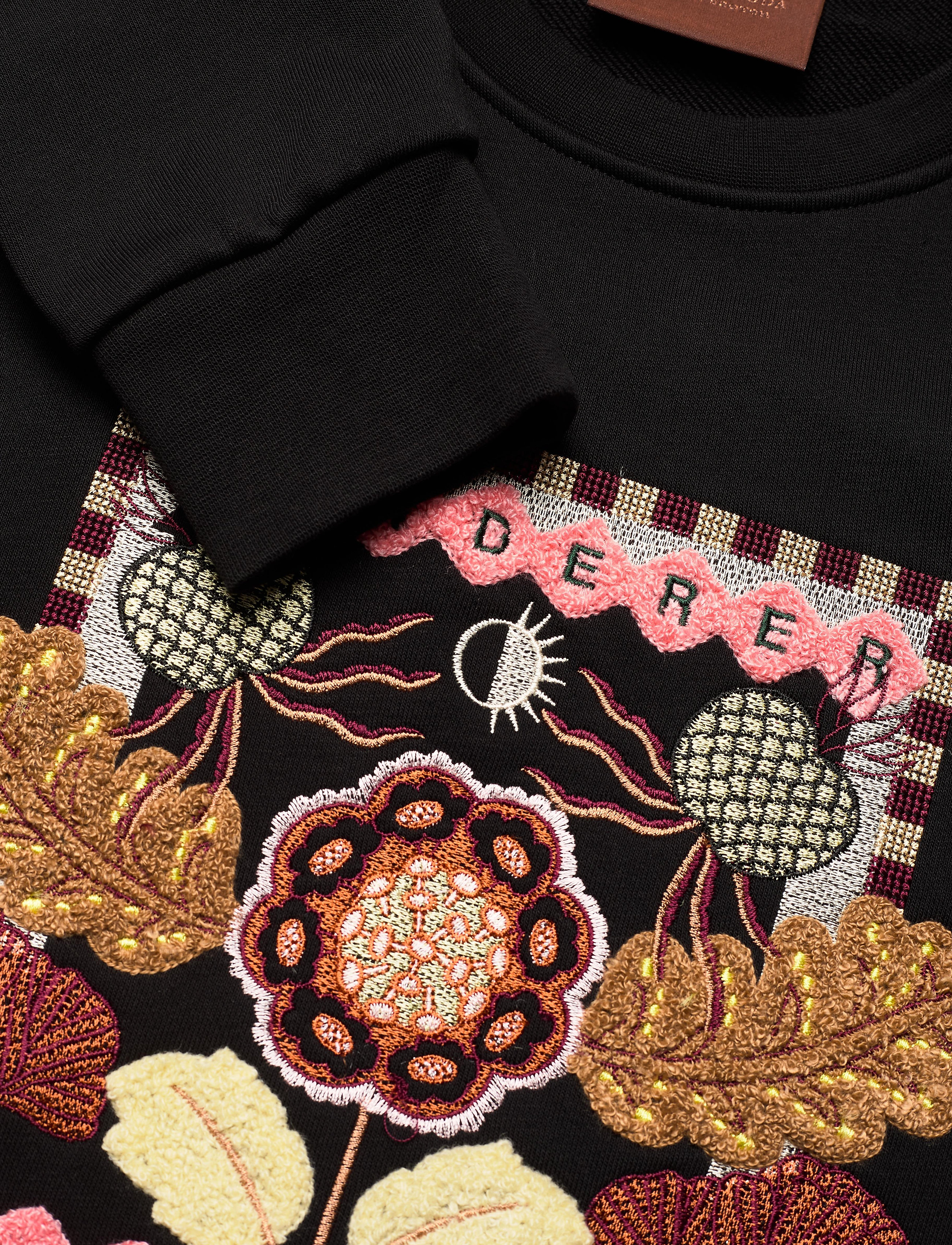 Scotch & Soda - Crewneck sweat with embroidered artwork - black - 5