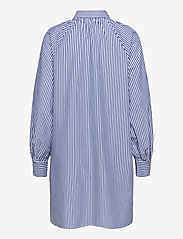 Scotch & Soda - Crispy organic cotton shirt dress with gathers at neckline - särkkleidid - combo s - 1