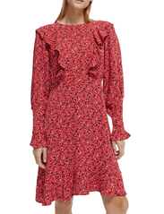 Scotch & Soda - Ruffled hem mini dress - korta klänningar - space floral electric red - 2