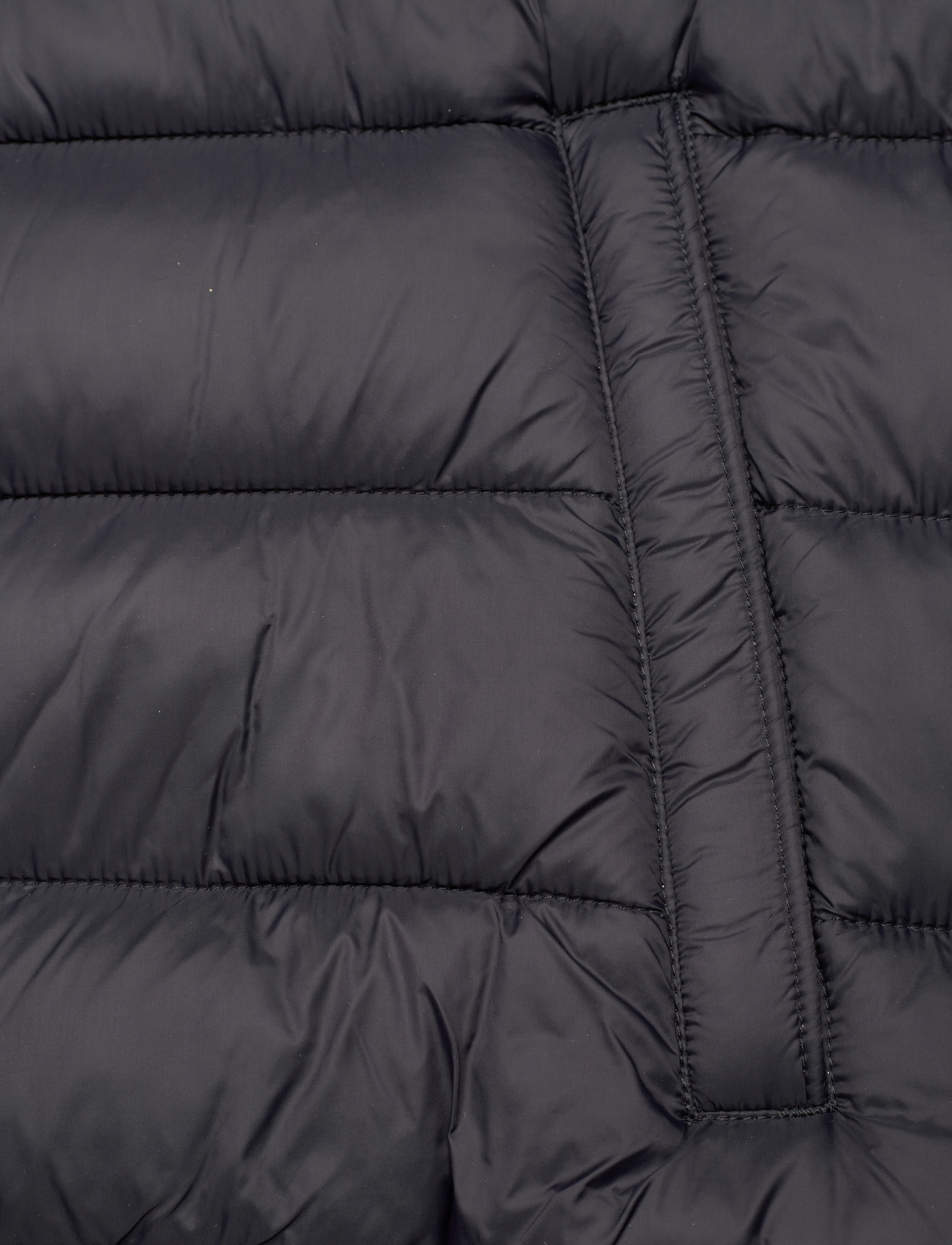 Scotch & Soda - Scotch & Soda - night - 4