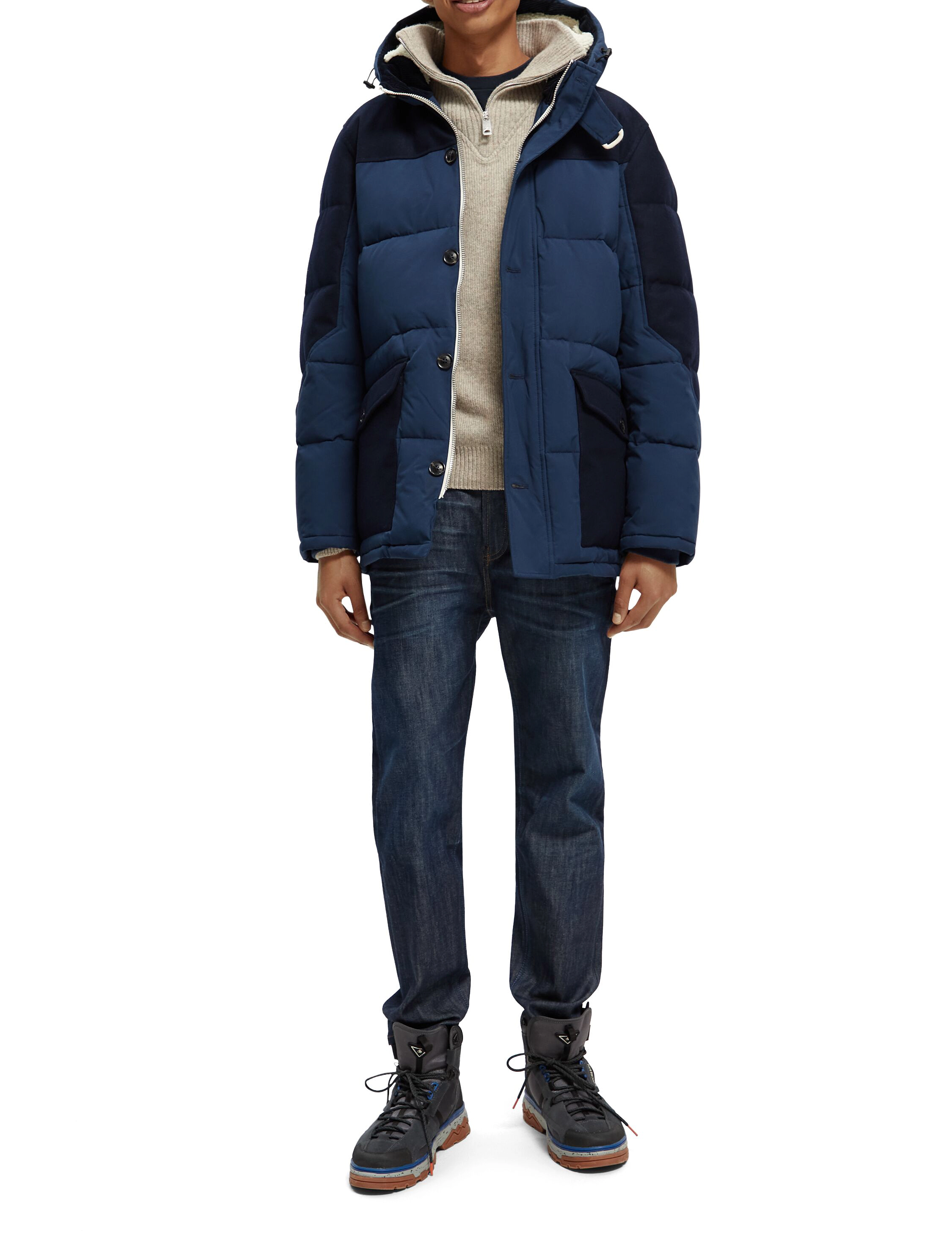 Scotch & Soda - Scotch & Soda - night - 2