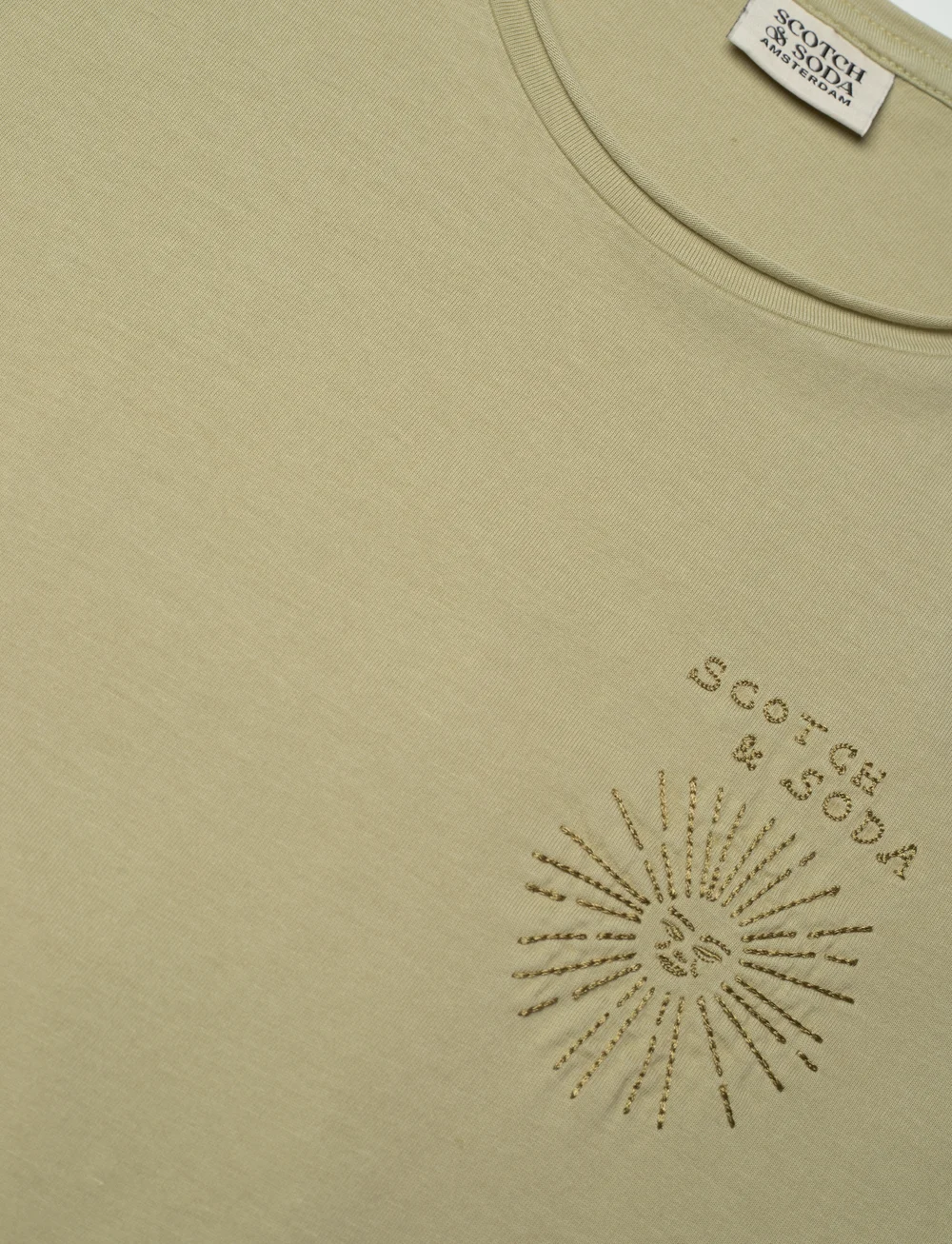 Scotch & Soda - Washed with chest artwork relaxed fit t-shirt - t-shirts - washed sage - 2