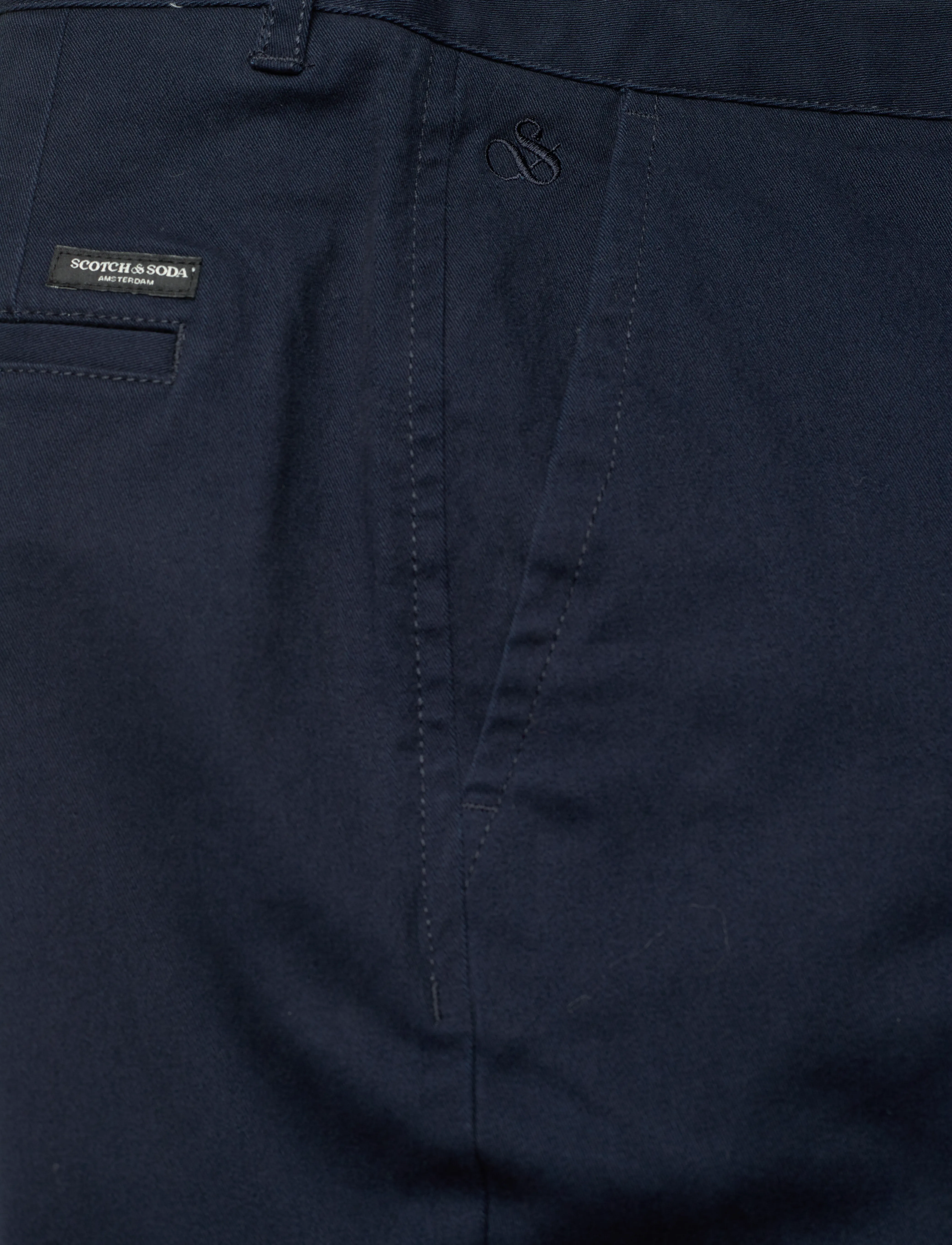 Scotch & Soda - CORE - Stuart - stretch cotton chino - chinos - night - 4