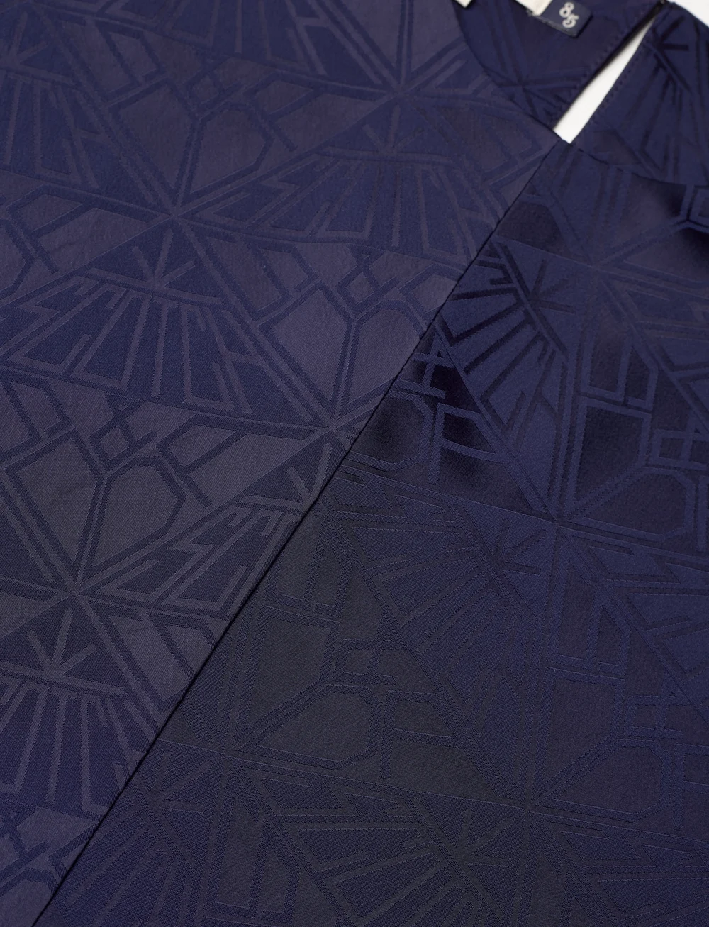 Scotch & Soda - Satin Jacquard Top - t-shirts - navy - 2