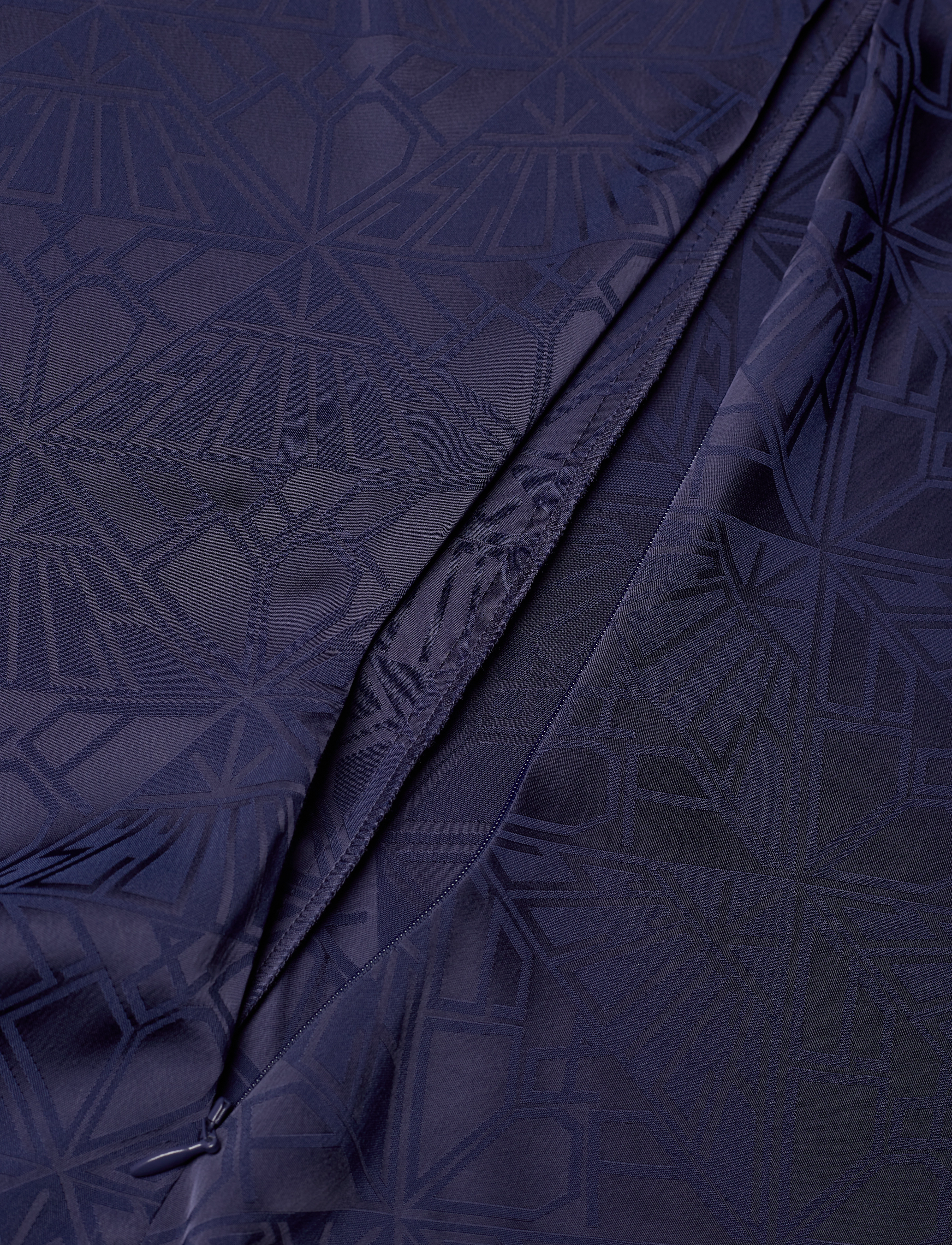 Scotch & Soda - Satin Jacquard Top - t-shirts - navy - 3
