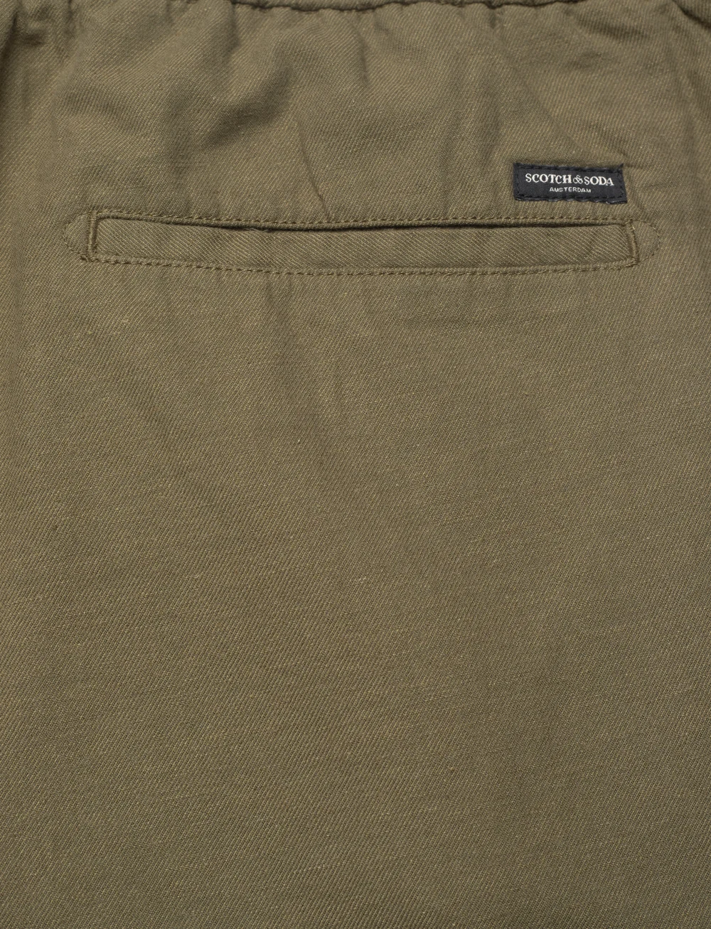 Scotch & Soda - Seasonal Core - Fave Cotton Linen Relaxed Fit Bermuda - leinen-shorts - classic green - 4