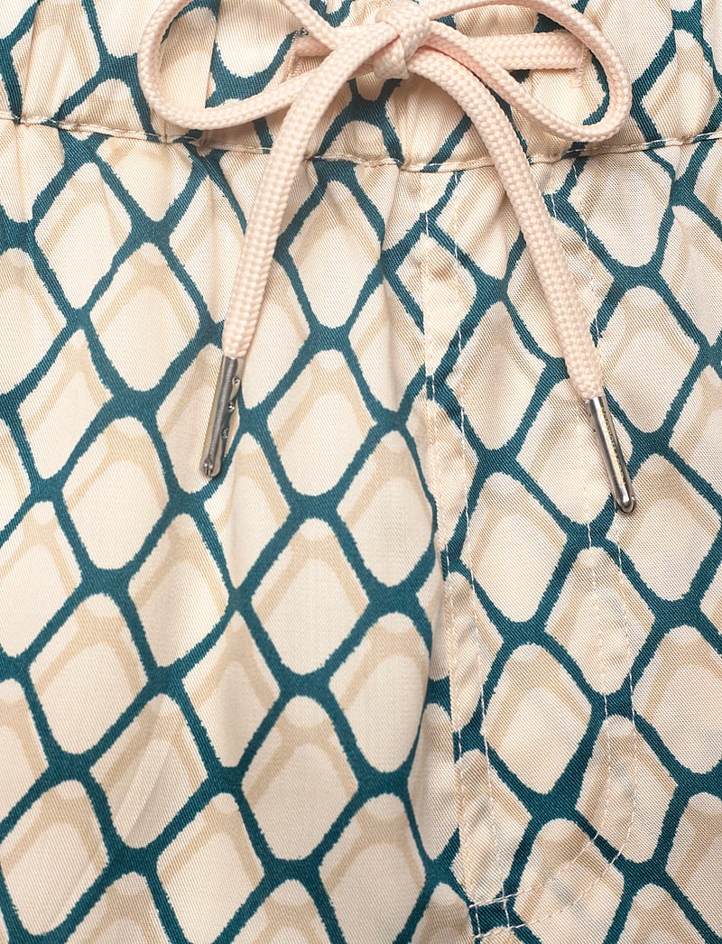 Scotch & Soda - Fave - Printed Tencel Relaxed Fit Bermuda Short - casual shorts - doubles net - 3