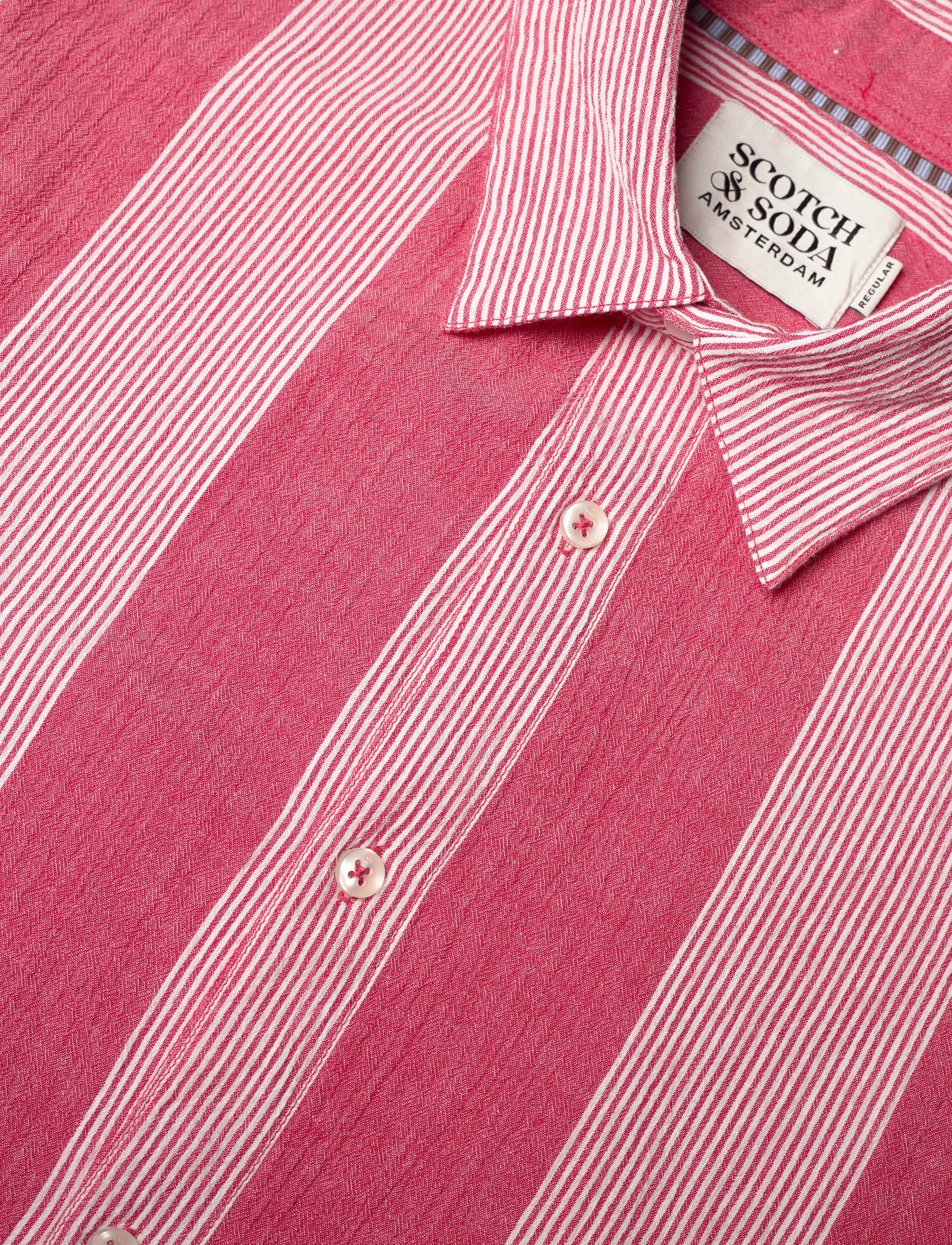 Scotch & Soda - Crinkled-stripe regular fit shirt - gestreifte hemden - roadside red stripe - 3