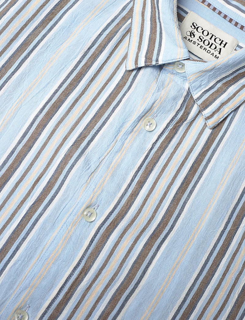 Scotch & Soda - Crinkled-stripe regular fit shirt - stribede skjorter - soft camel stripe - 3