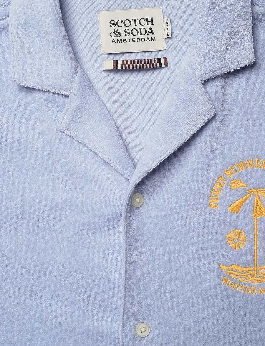 Scotch & Soda - Short-sleeved regular fit towelling shirt - kortærmede poloer - sky blue - 2