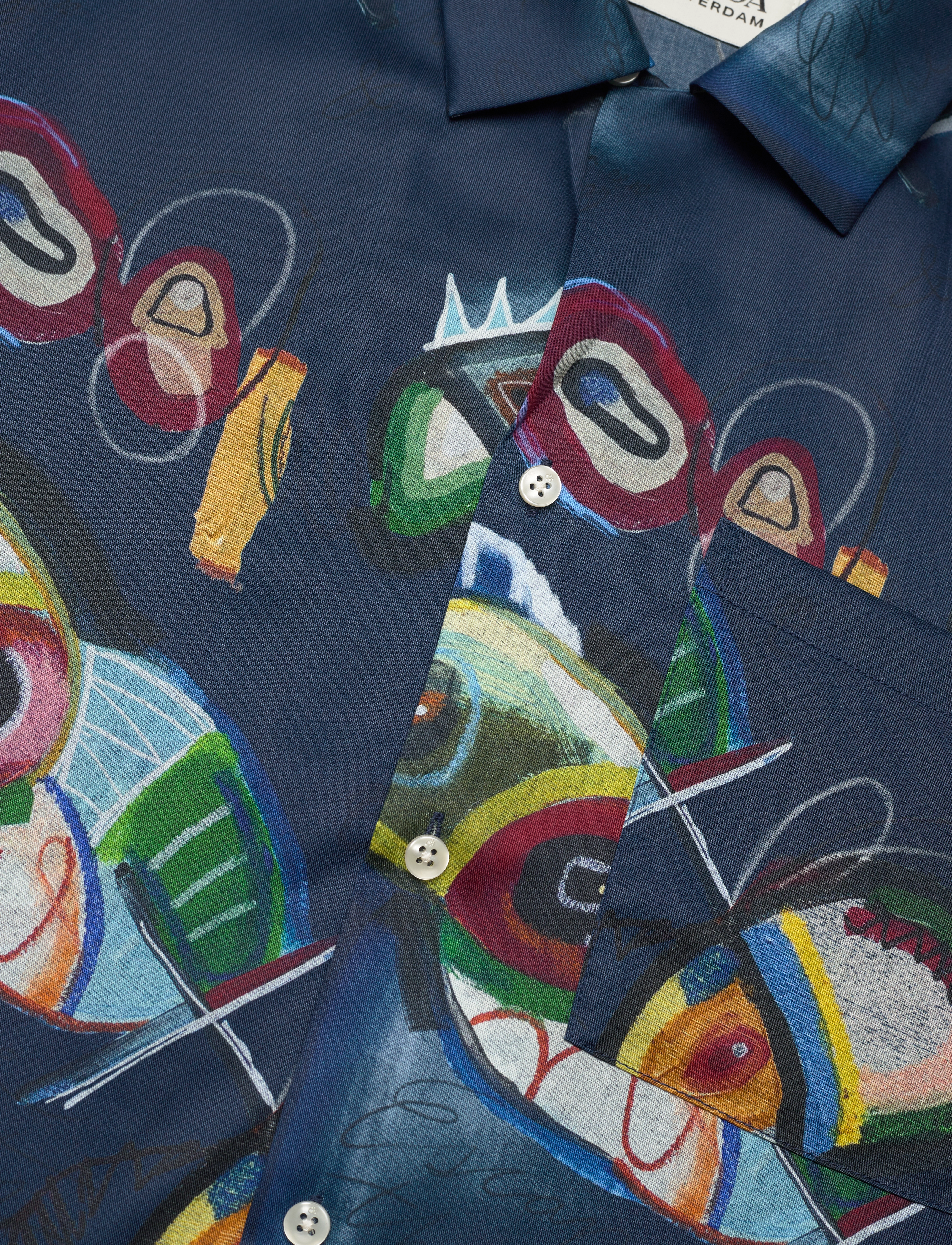 Scotch & Soda - AOP short-sleeved relaxed-fit tencel shirt - chemises à manches courtes - abstract island night aop - 3