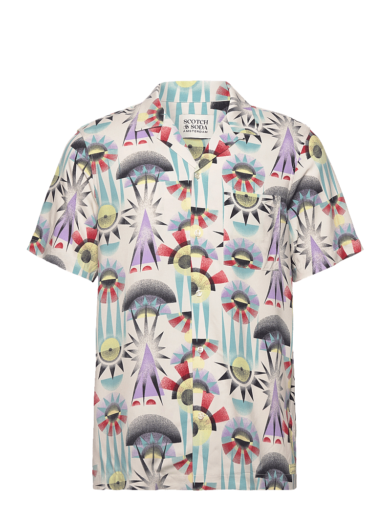 Scotch & Soda - AOP short-sleeved regular fit viscose shirt - kortærmede skjorter - luna pier white aop - 0