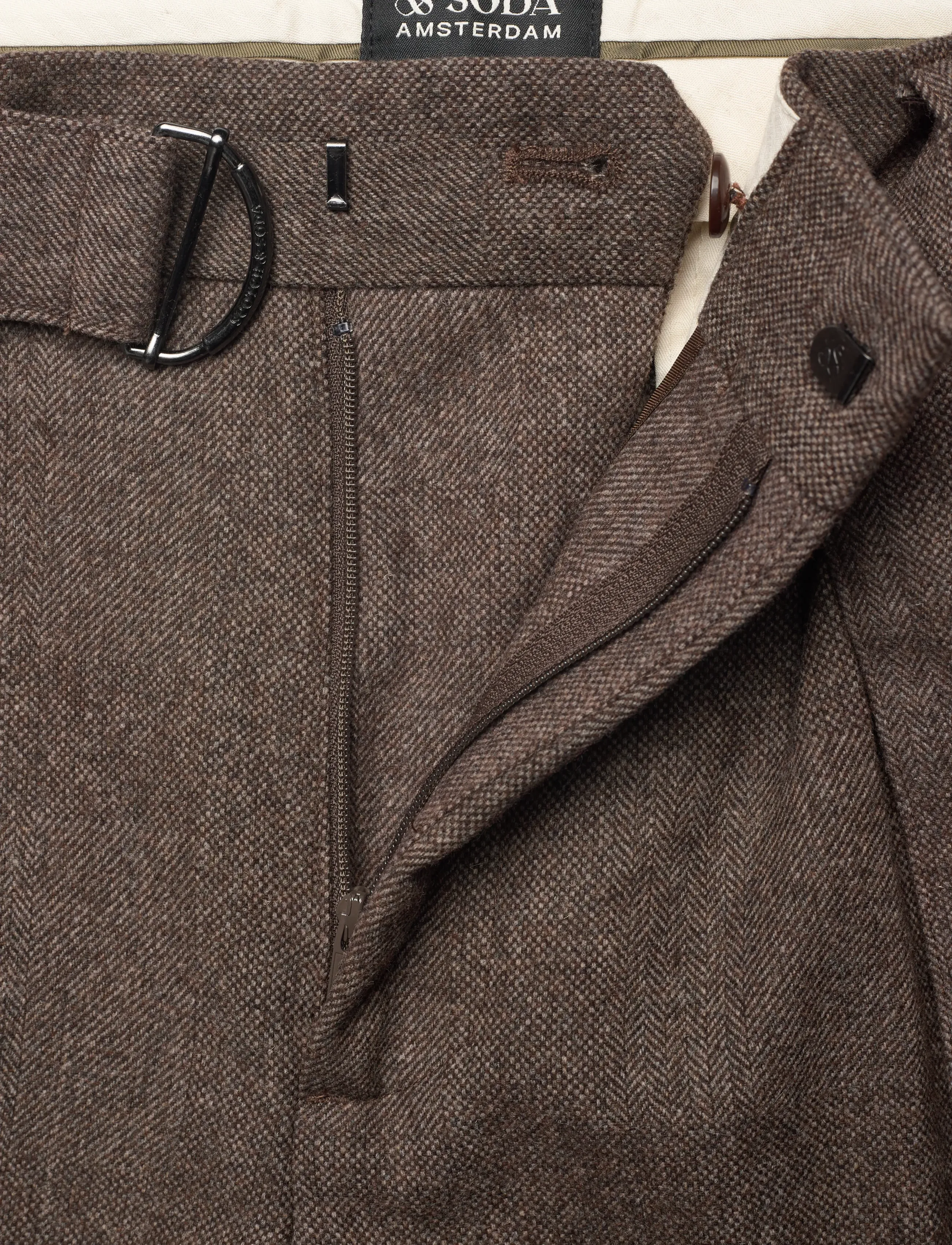 Scotch & Soda - Yarn-dyed wool blend relaxed straight pleated chino - demitasse patchwork check - 3