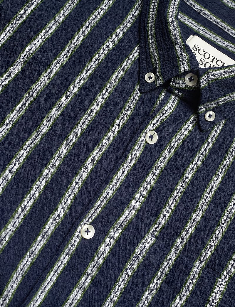 Scotch & Soda - Striped Crinkle Structure Regularfit Shirt - triibulised särgid - garden green stripe - 3