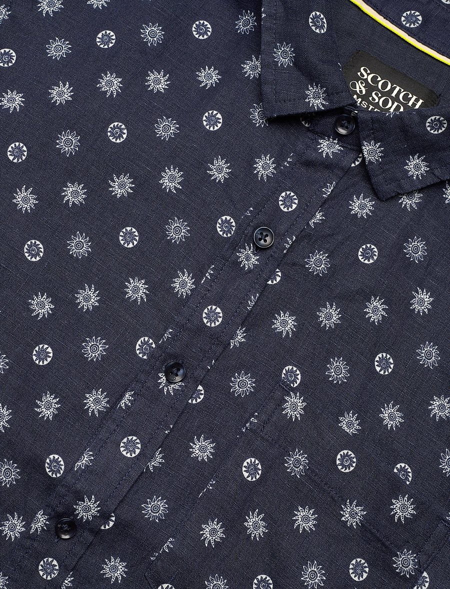Scotch & Soda - Printed Linen Regularfit Shortsleeved Shirt - pattern shirts - foulard dress blues - 3