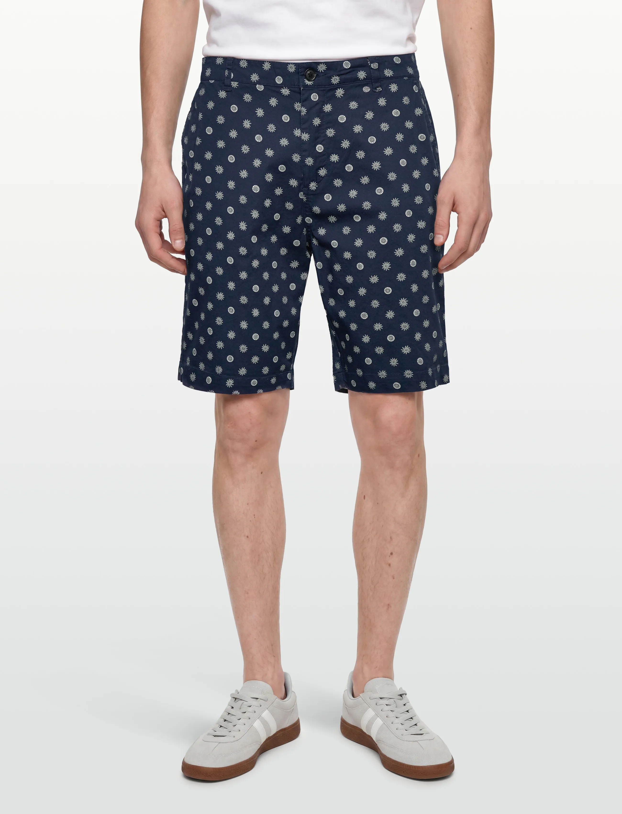 Scotch & Soda - Stuart Printed Stretch Cotton Chino Shorts - short décontracté - foulard dress blues - 3