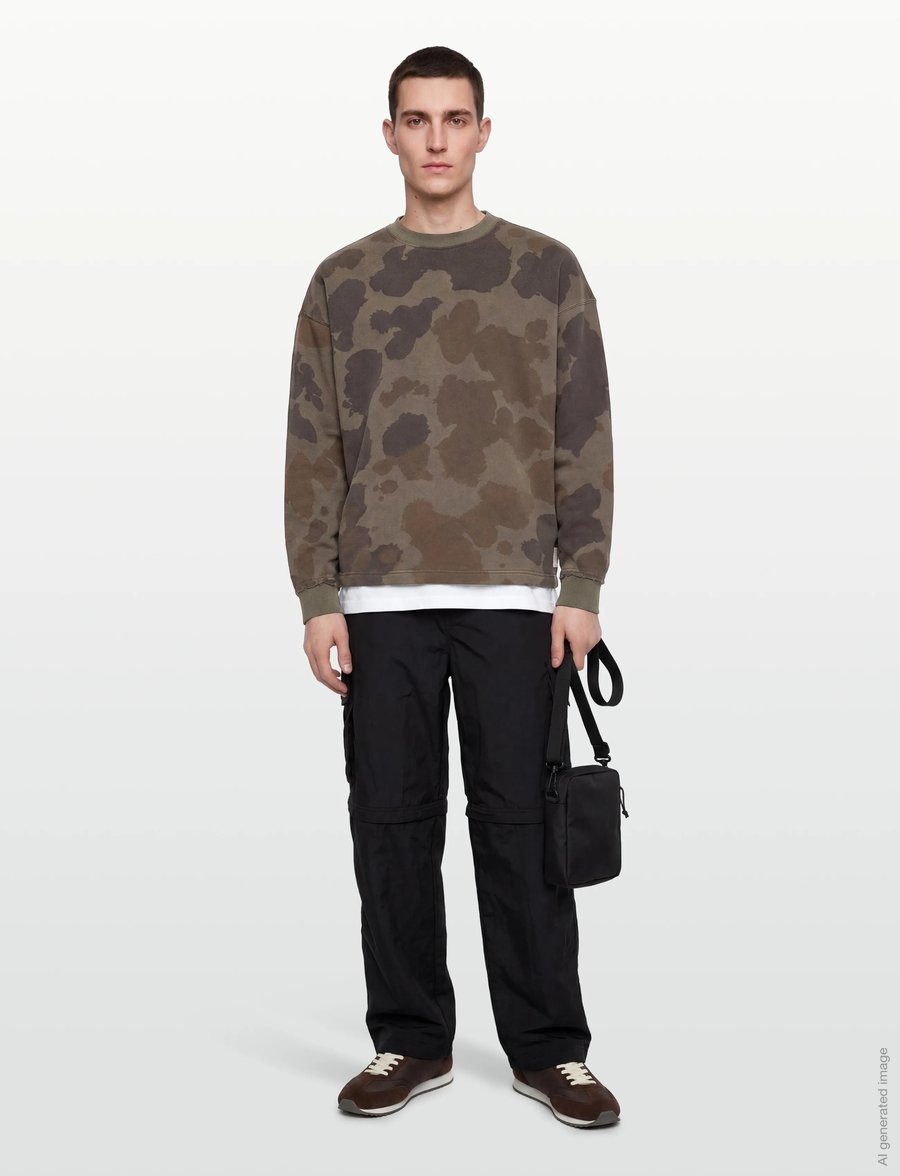 Scotch & Soda - Printed Overdyed Loosefit Sweatshirt - sweatshirts - painterly animal olive night - 0