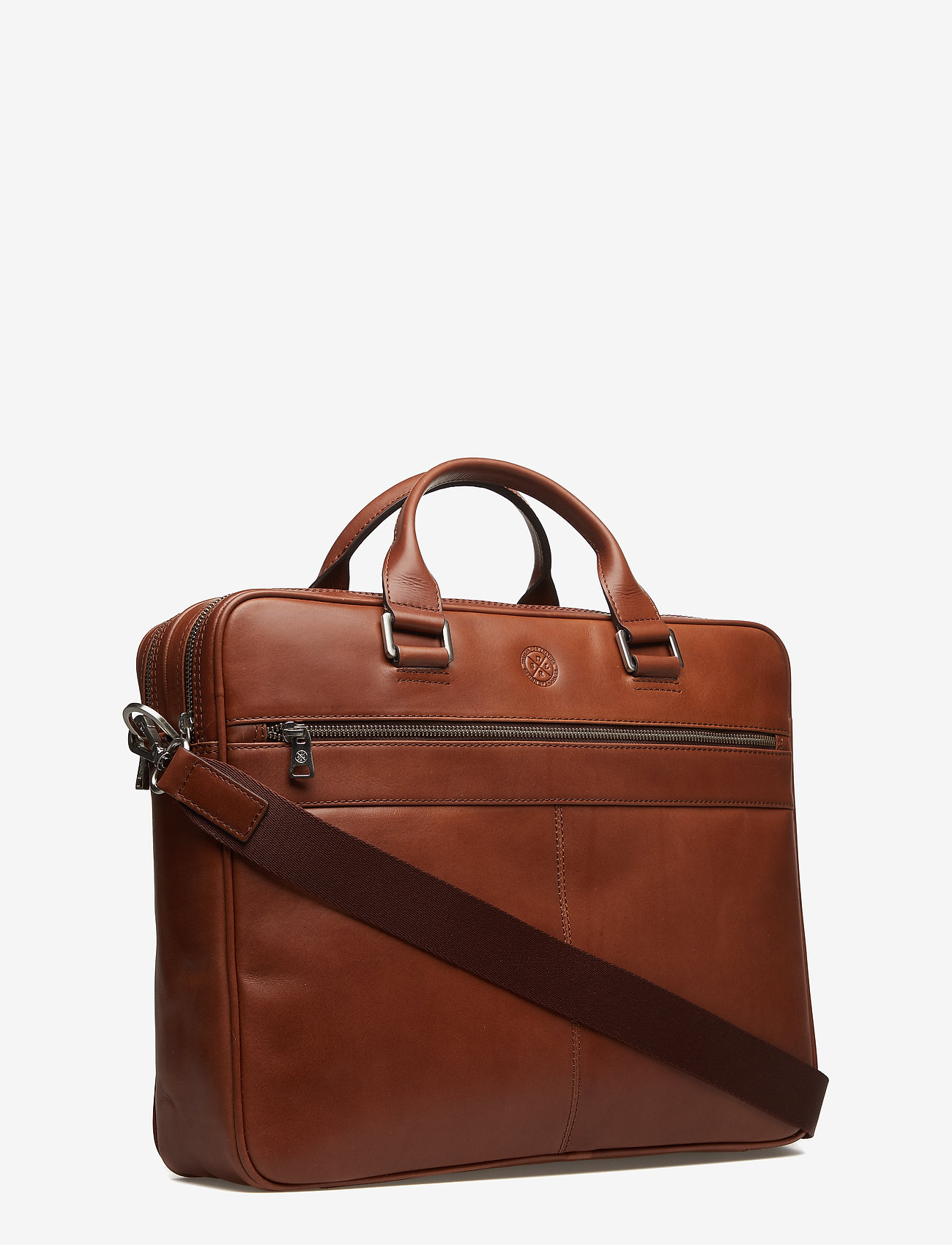 Saddler - Hamar - midbrown - 2