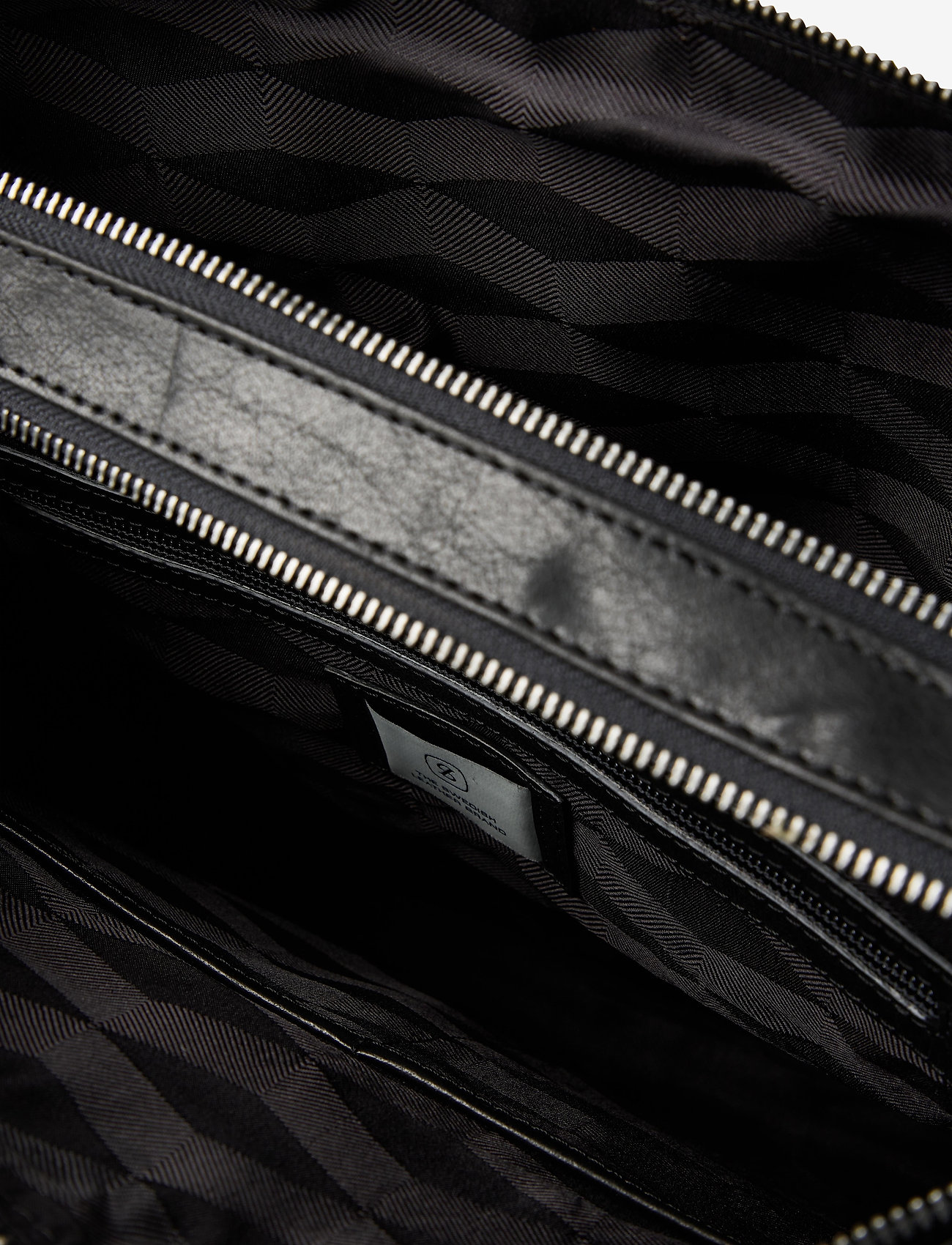 Saddler - Adam - black - 3