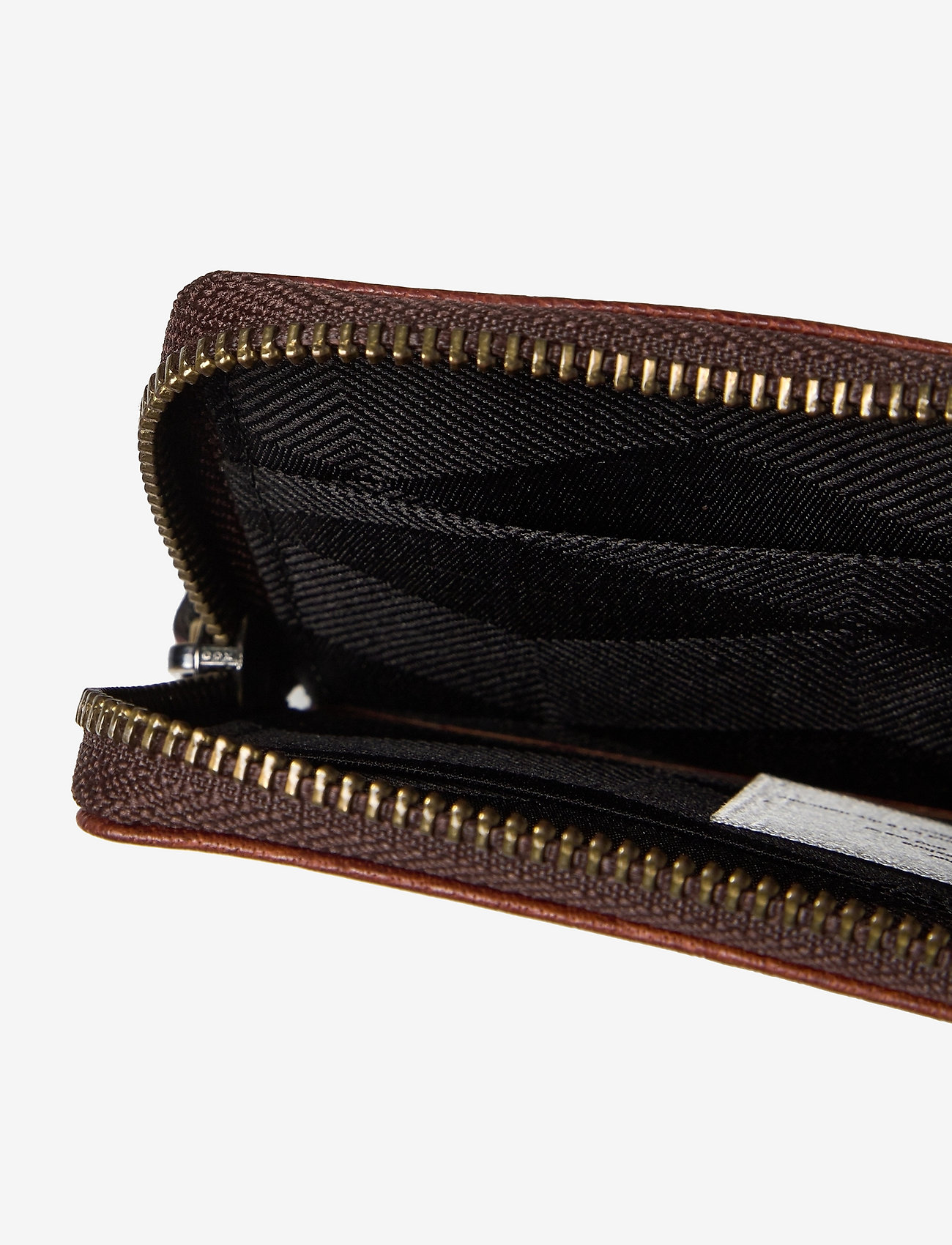 Saddler - Kim - midbrown - 3